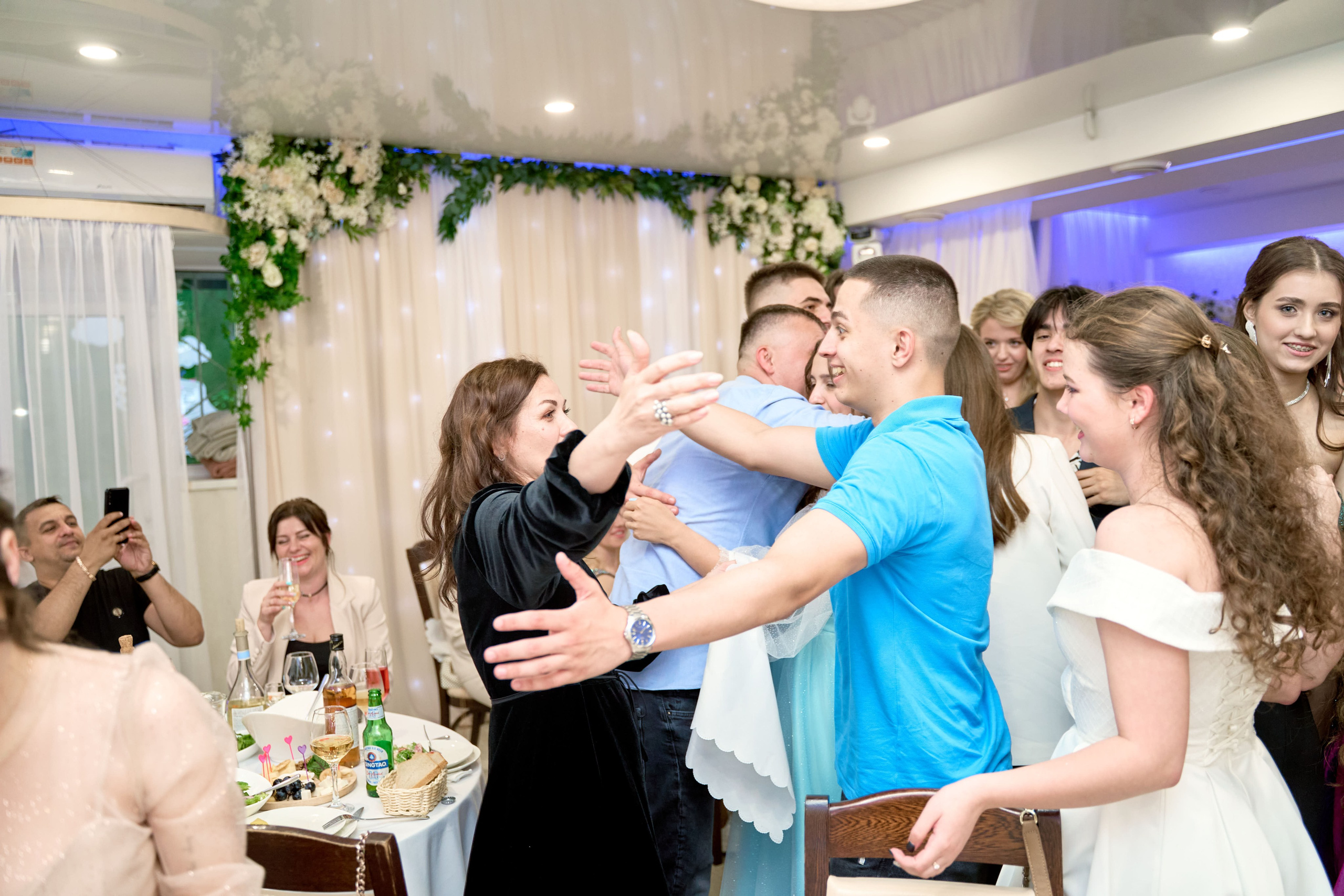 Выпускной. Выпускные фотокниги во Владивостоке Джуган Елена