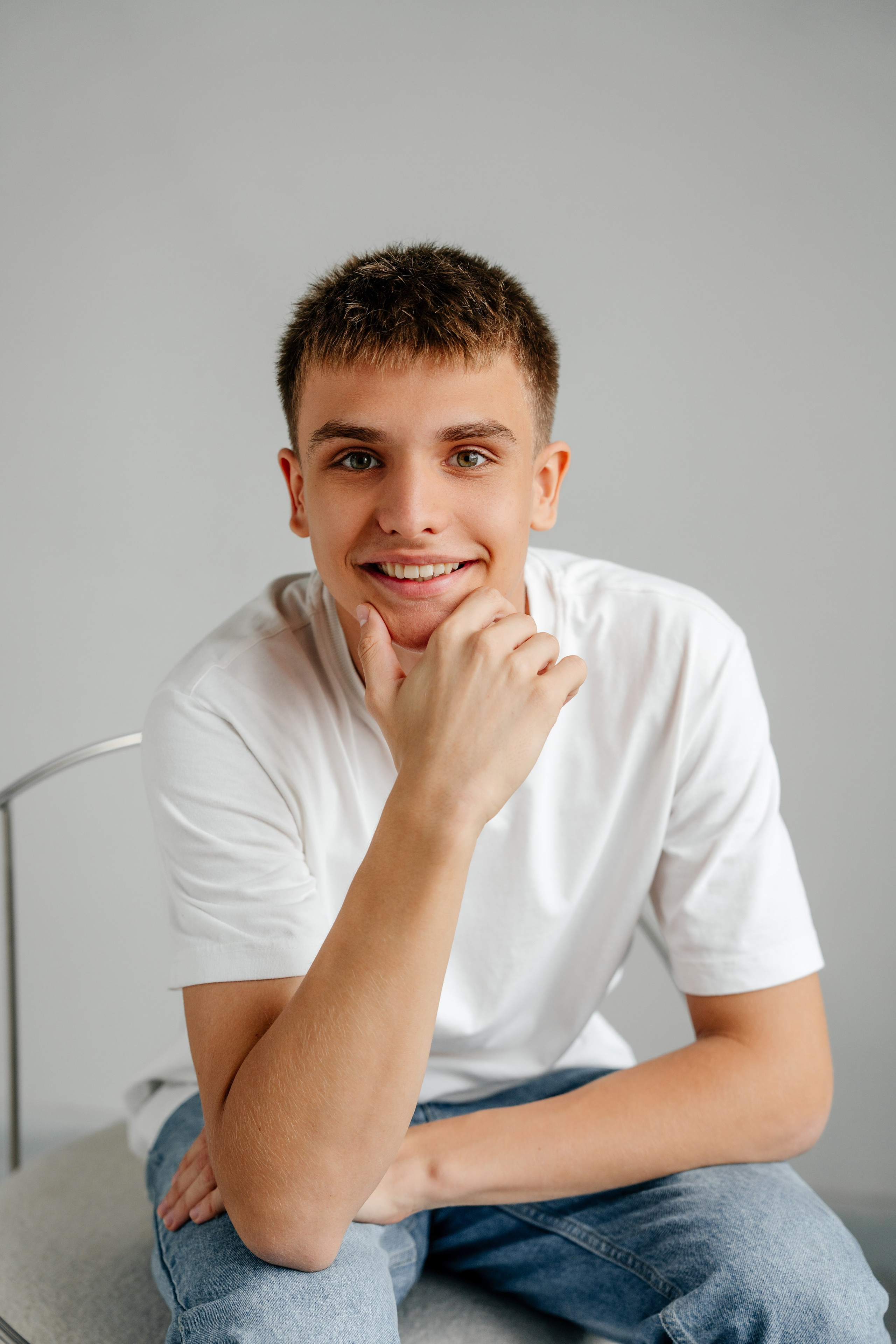 Портреты 9-11 класс — в студии. Выпускные альбомы