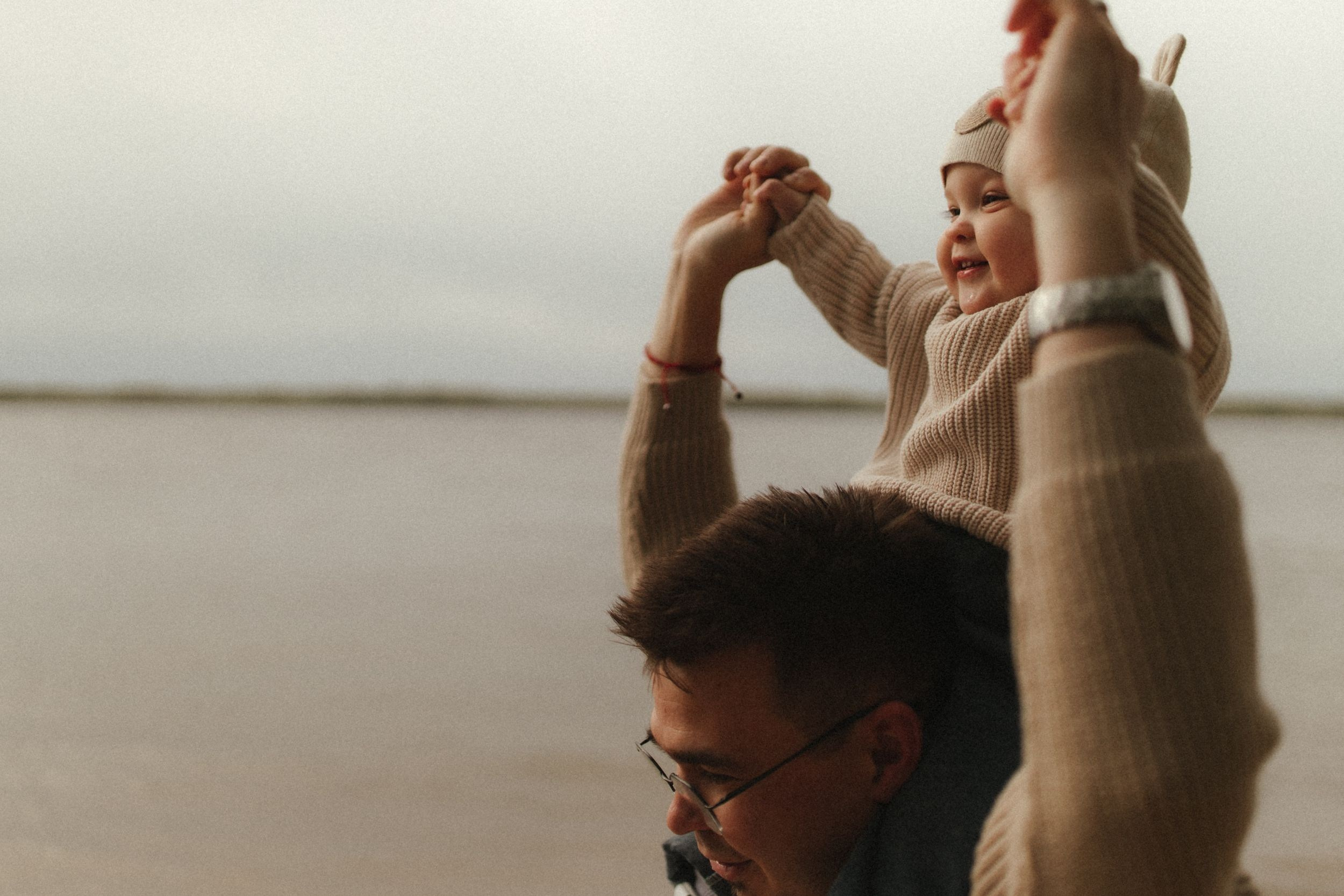 Пляж, ветер, семья. Свадебный и семейный фотограф в Самаре и Москве