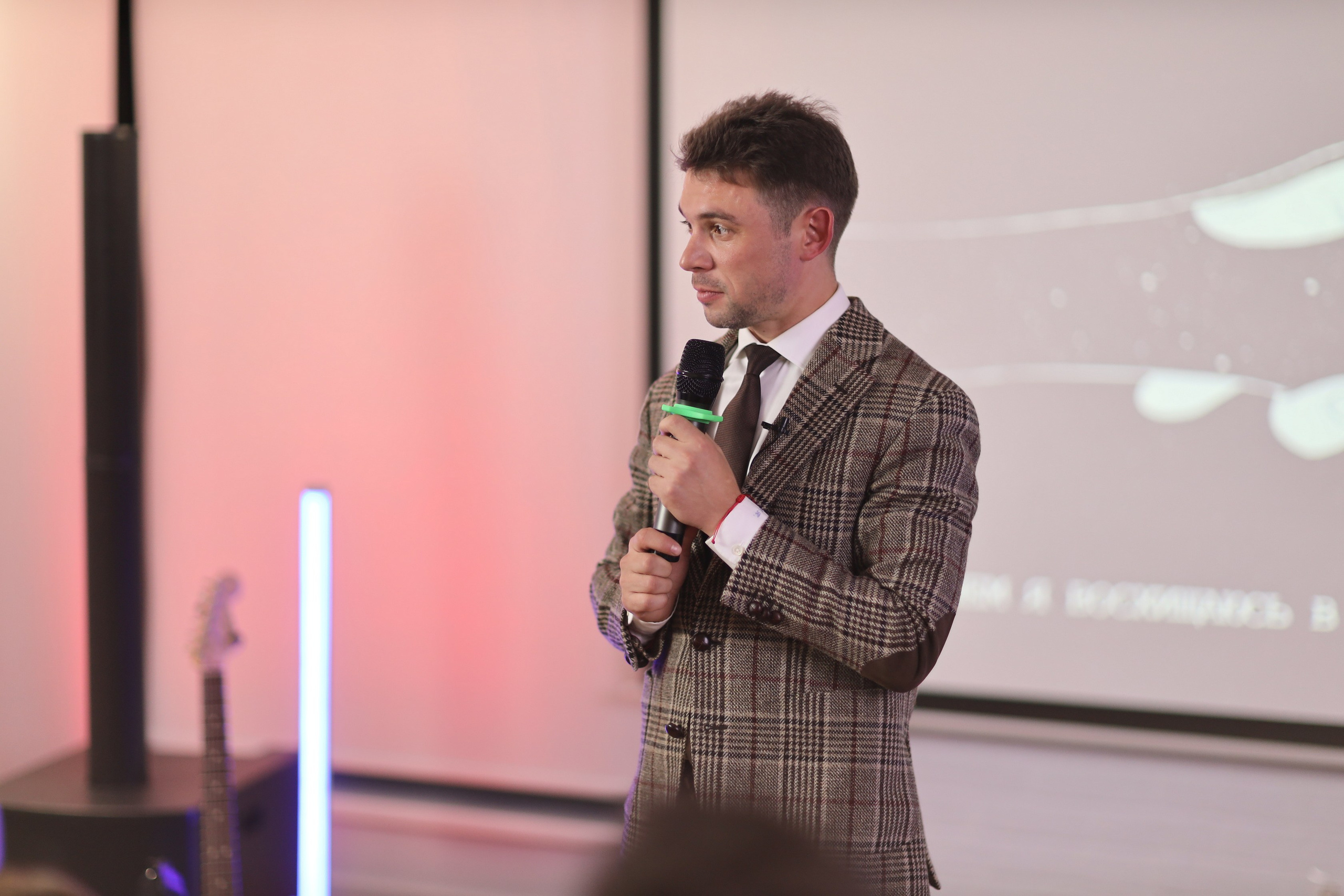 МастерМайнд 1.2. Съемка в студии под ваш запрос, студийные съемки, фотографии архитектурных объектов — Александр Евстигнеев — фотограф Москва