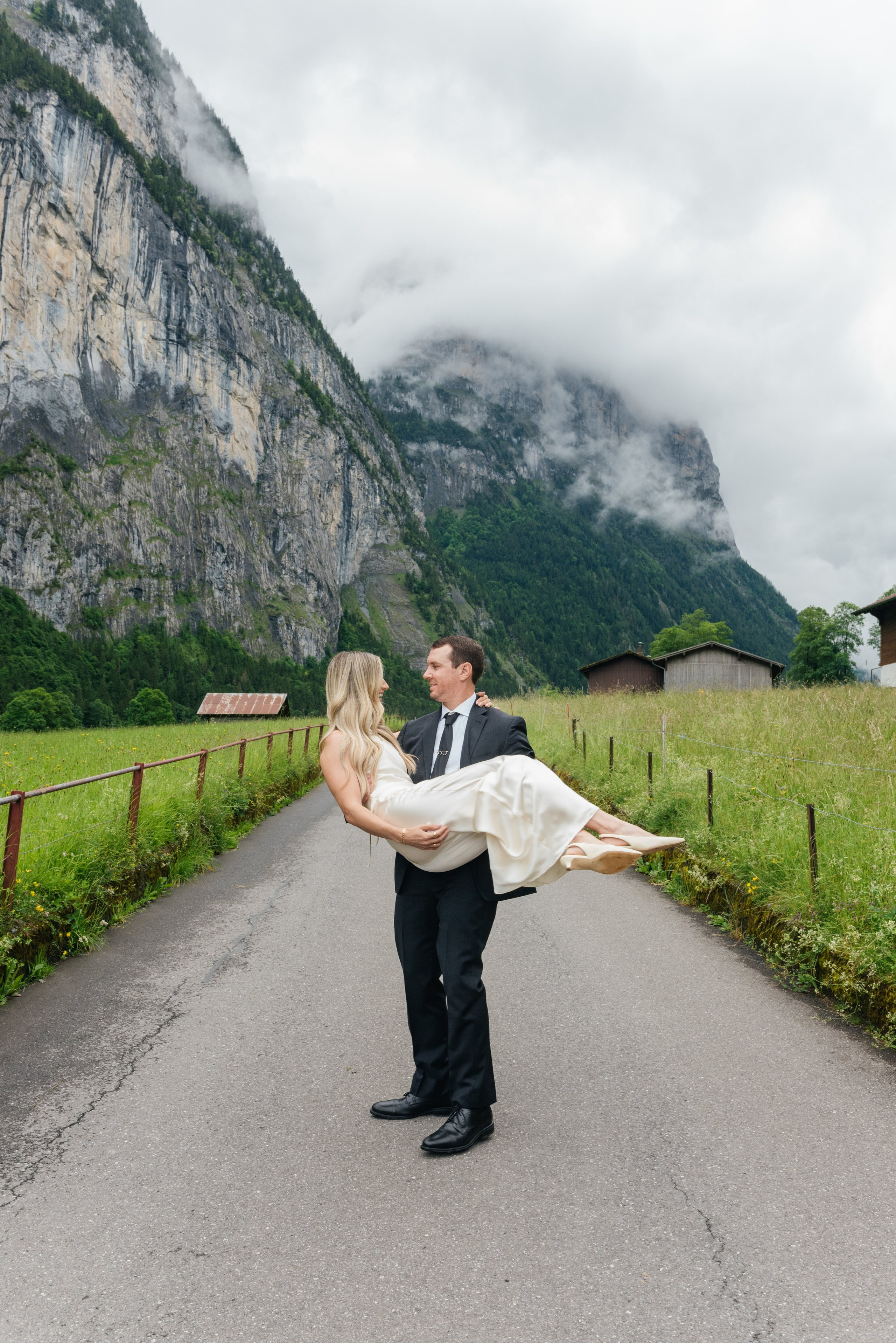 Mary & Danny (Lautebrunnen, Suisse). Photographe en Suisse et en Europe Anna Alekseenko