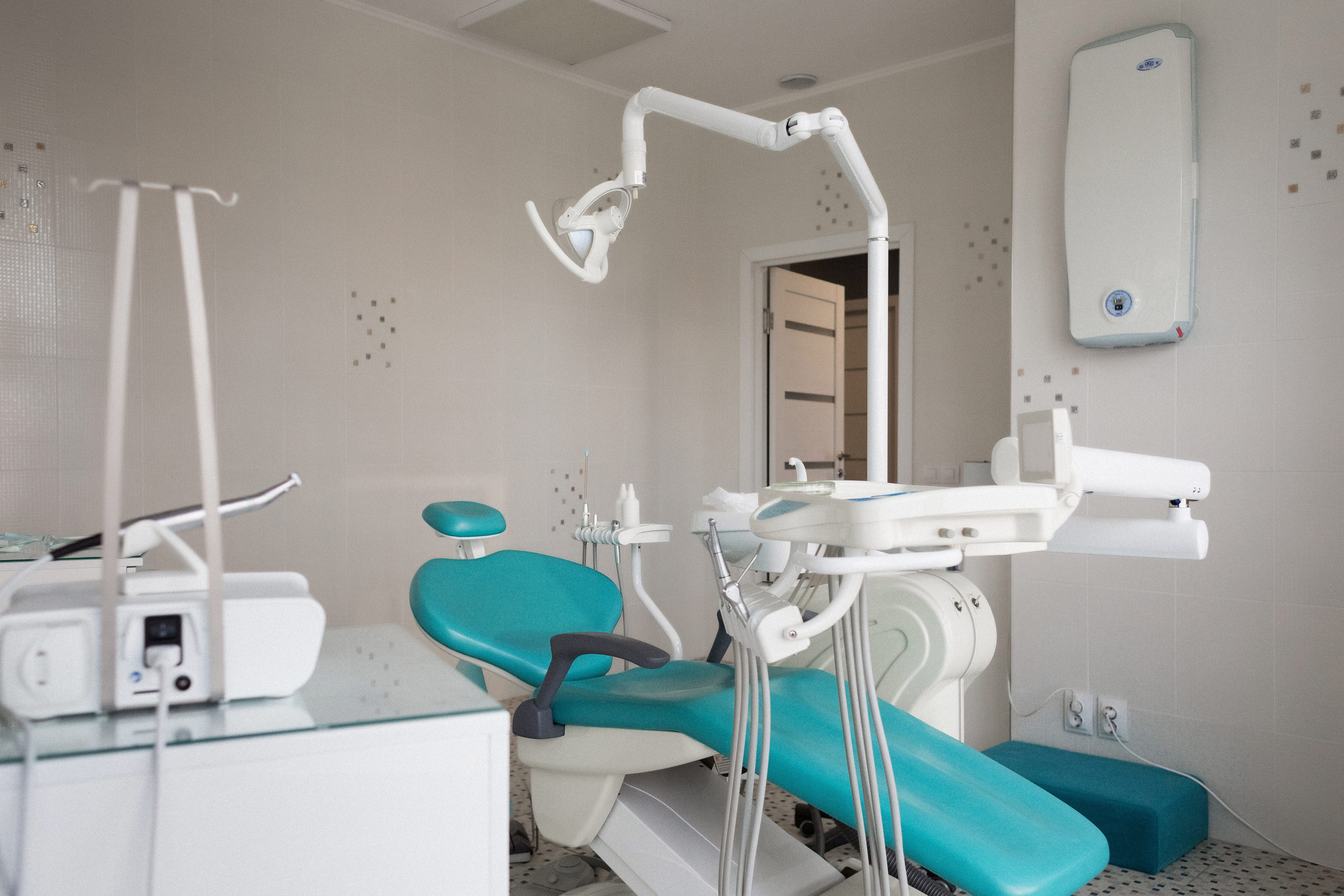 UniverDent: Освещение красоты вашей улыбки фотографом из Таганрога. Свадебный и семейный фотограф в Таганроге Бакарюк Антон