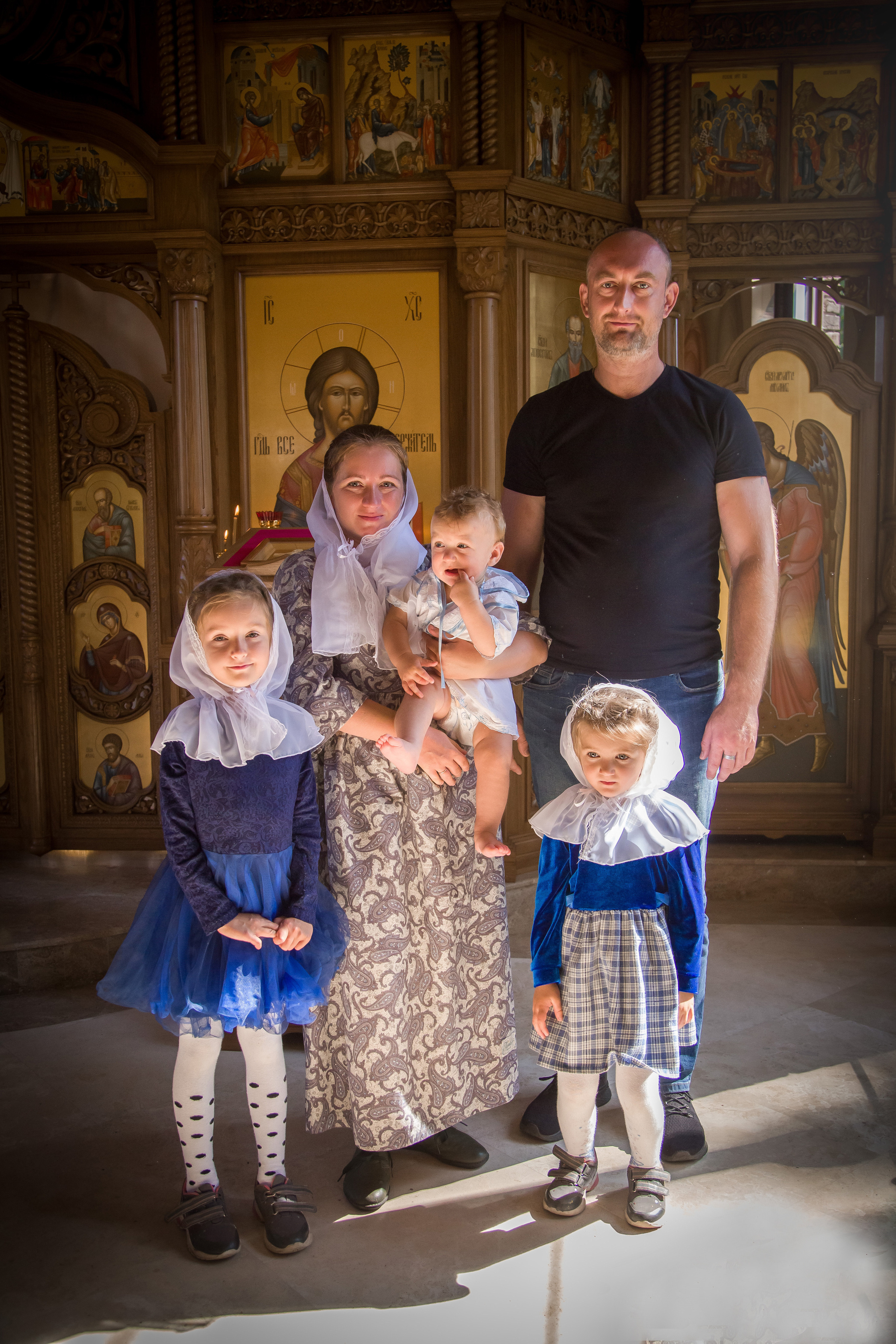 Крестины в Заветах Ильича. Семейный и женский фотограф в Москве Евгения Малина