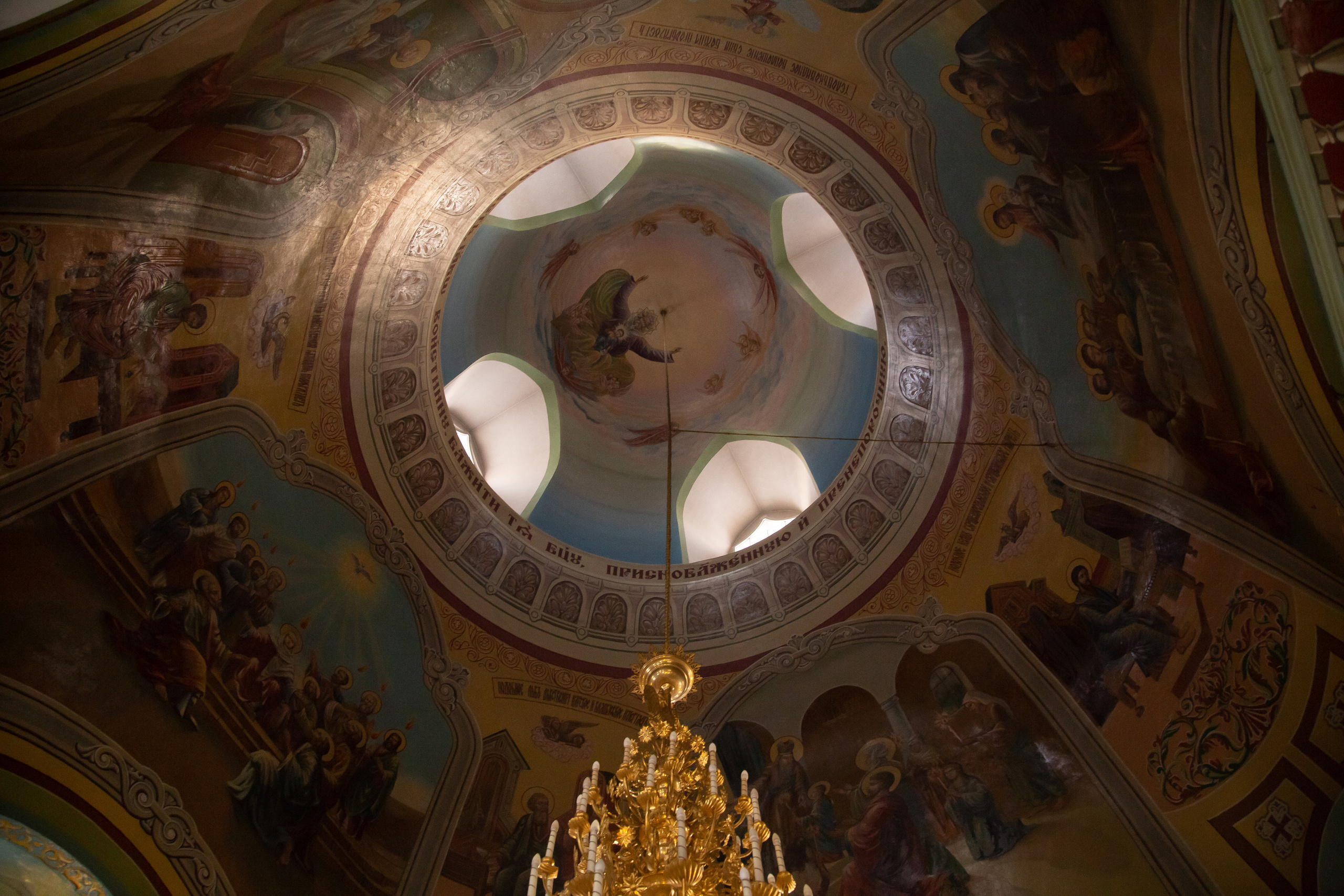 Смоленский храм. Семейный и женский фотограф в Москве Евгения Малина