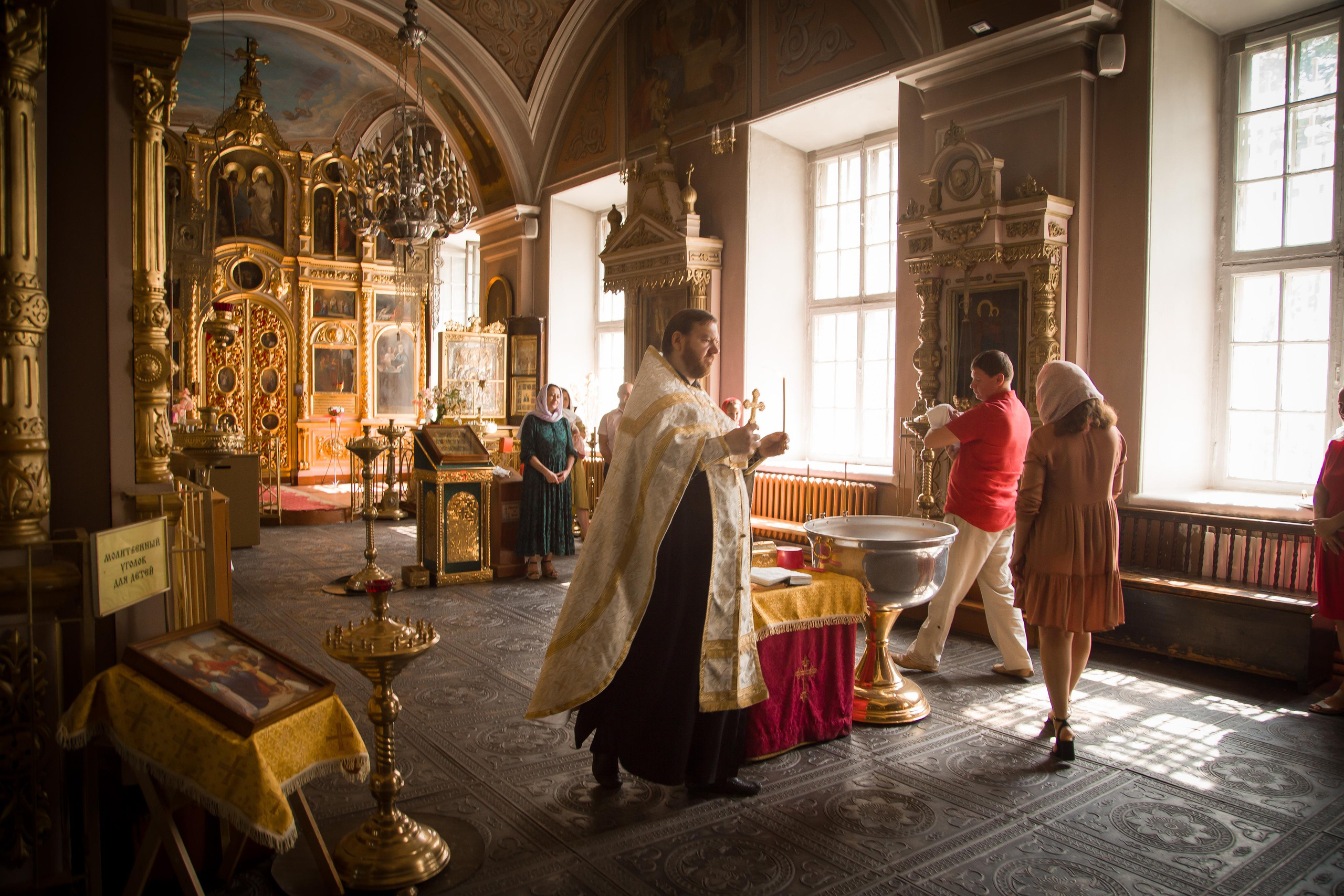 Крещение Артема. Семейный и женский фотограф в Москве Евгения Малина