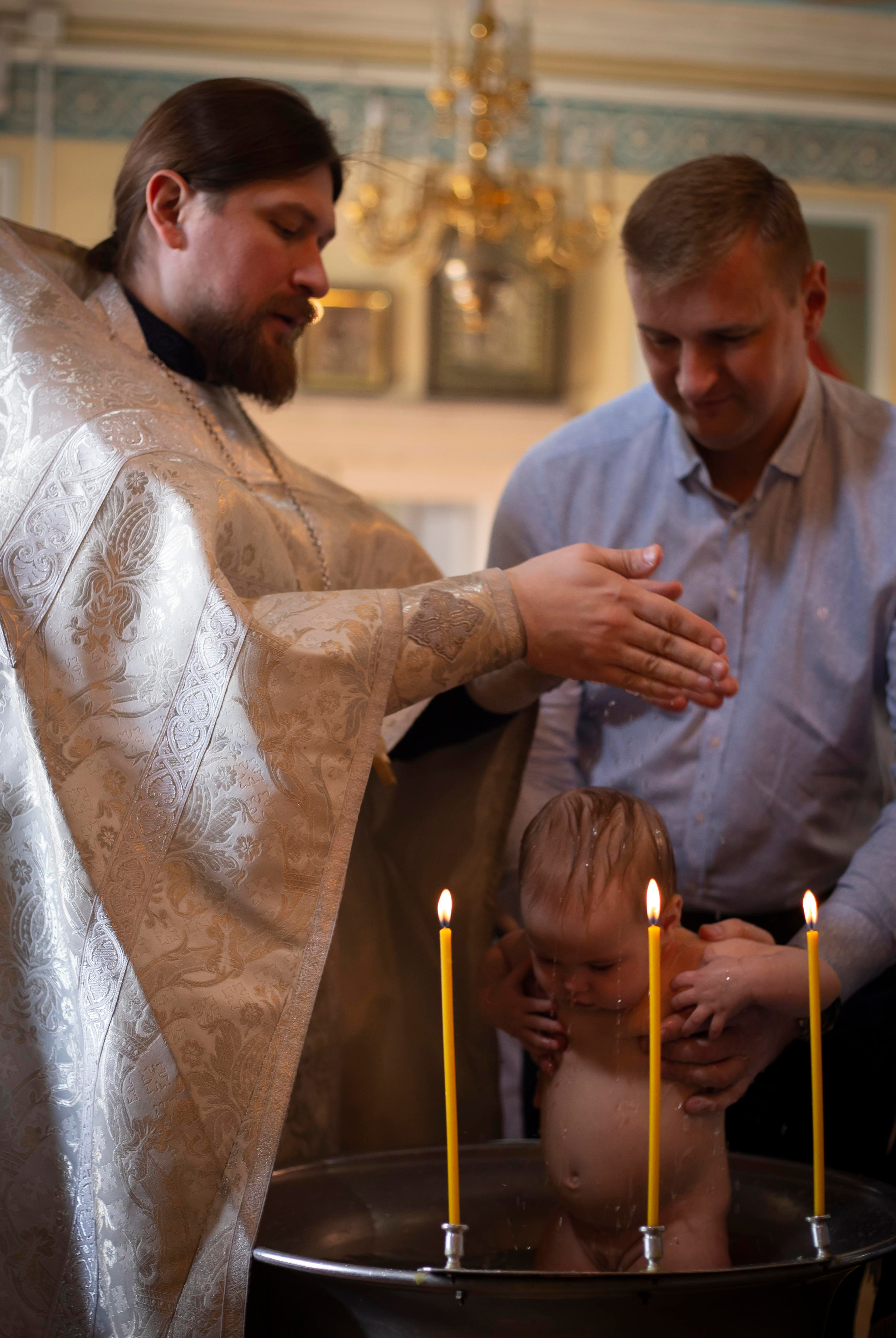 Таинство крещения Таисии. Семейный и женский фотограф в Москве Евгения Малина
