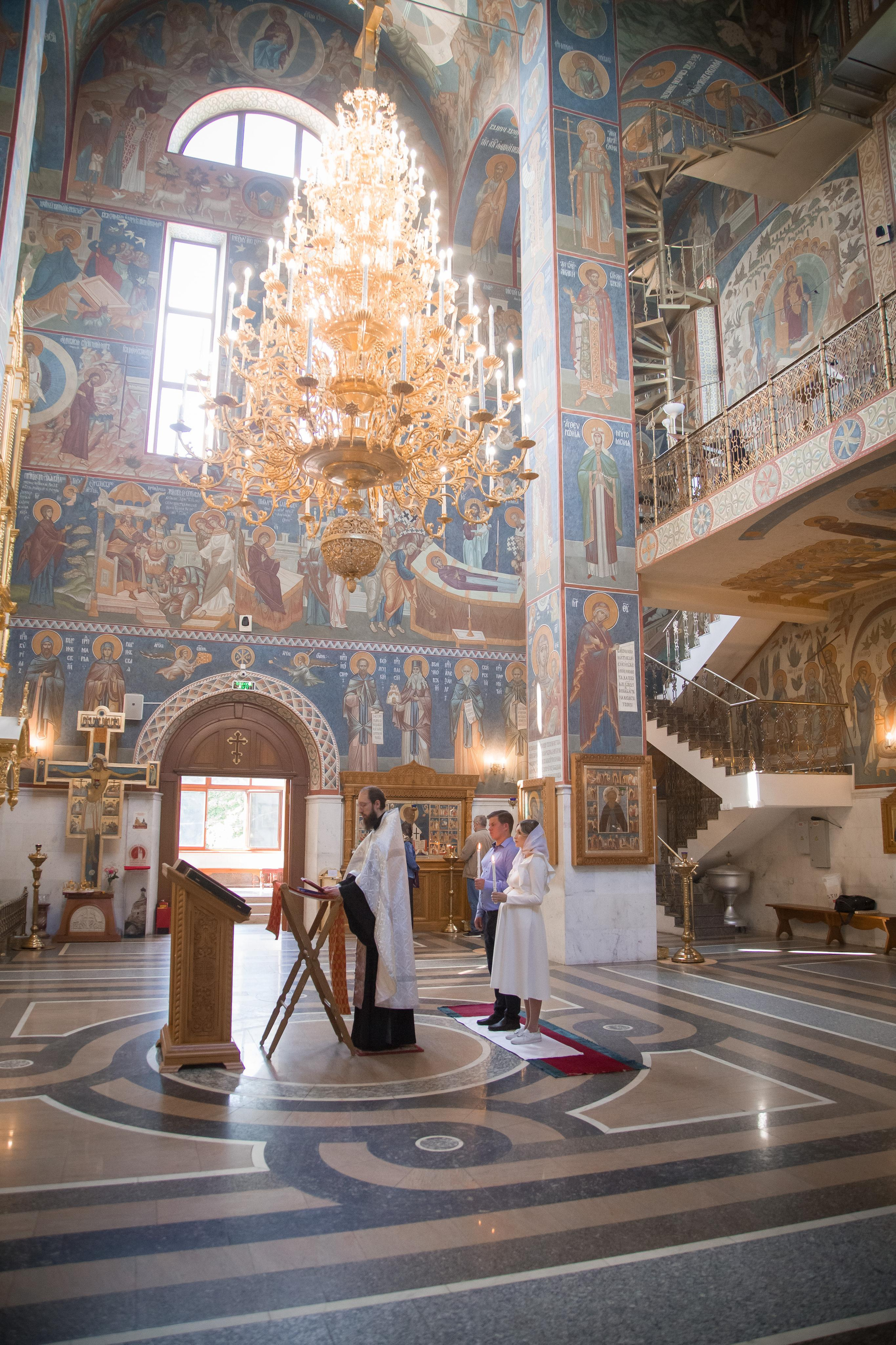 Венчание Артема и Юлии г. Королев. Семейный и женский фотограф в Москве Евгения Малина