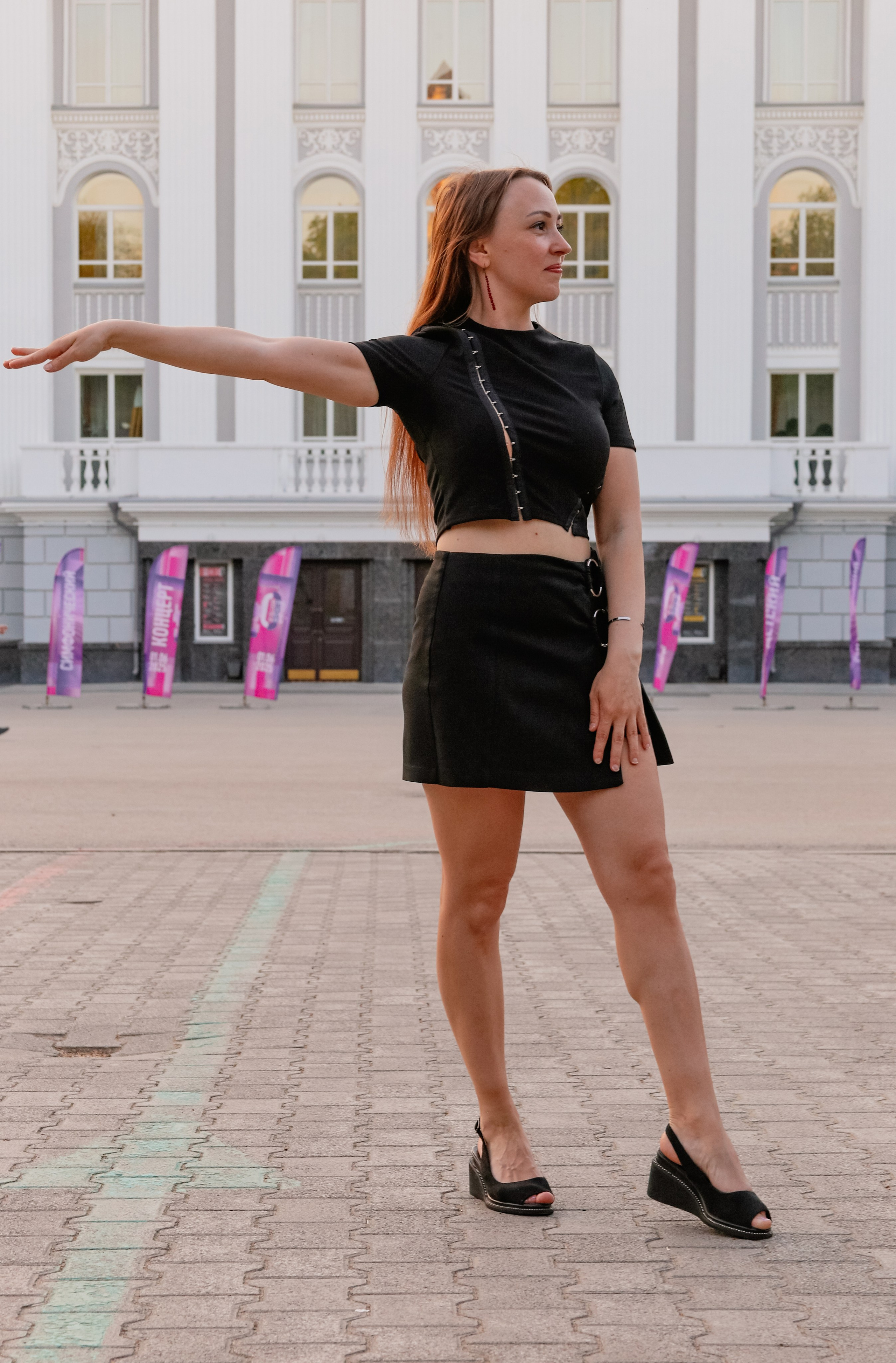 Марина в городе и на природе. Фотограф Пермь. Фотосессия в фотостудии Перми и на свежем воздухе