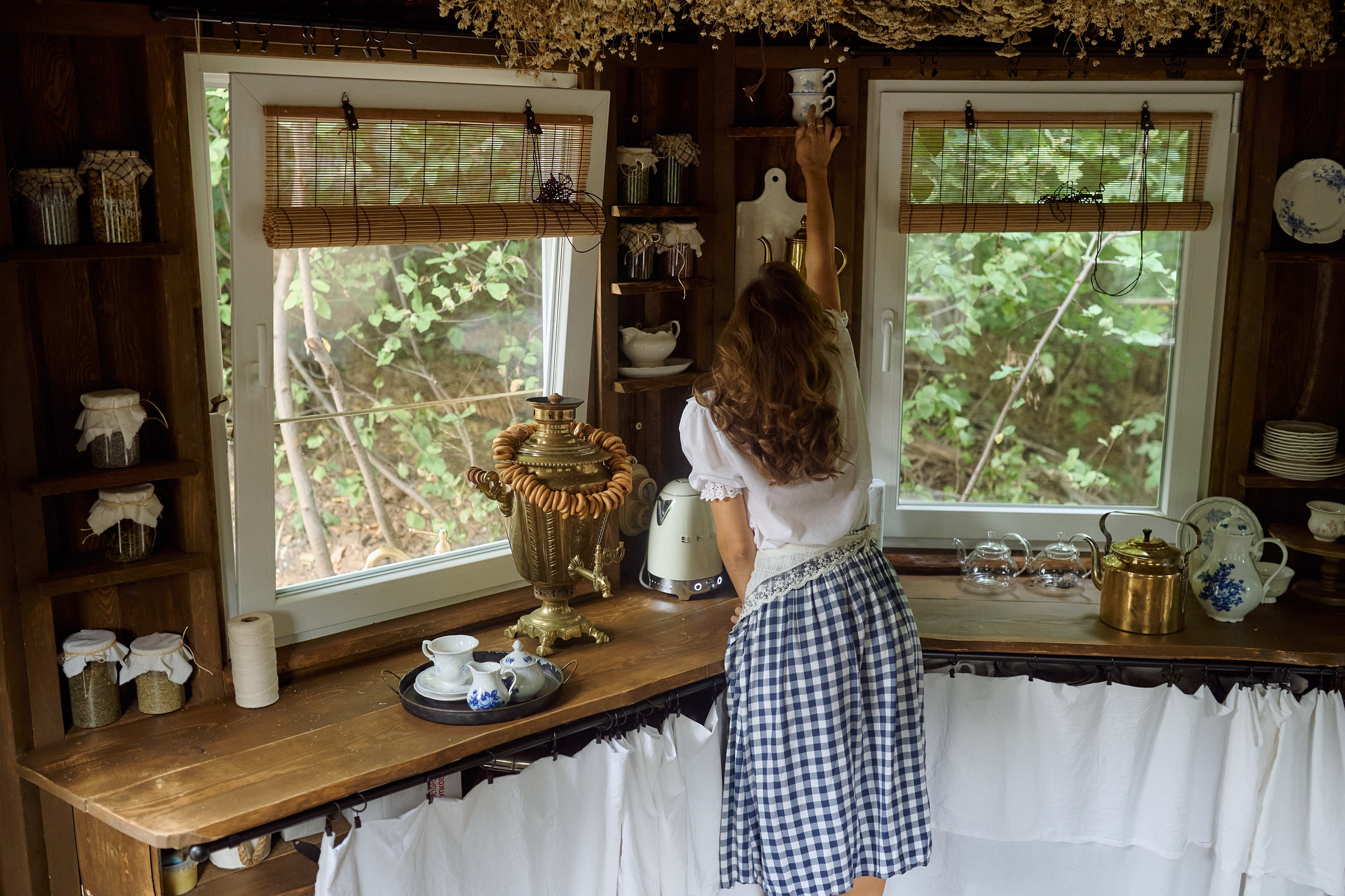 Алёна и Рада в Чайной. Семейный и свадебный lifestyle-фотограф в Москве Мария Петрова