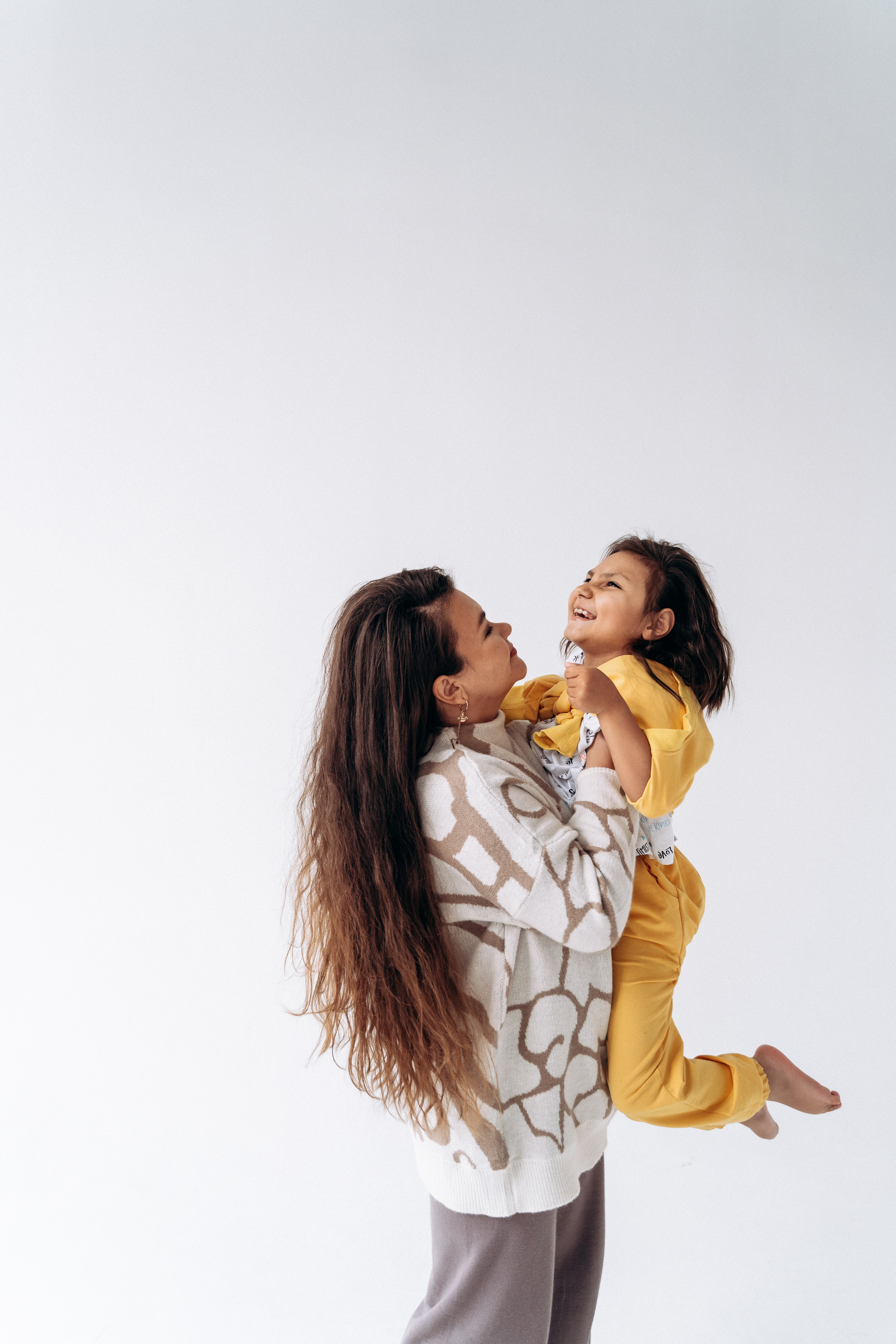 Эльза и София. Благотворительный фотопроект «Любить до неба». Женский и семейный лайфстайл фотограф в Уфе Лайт Альбина