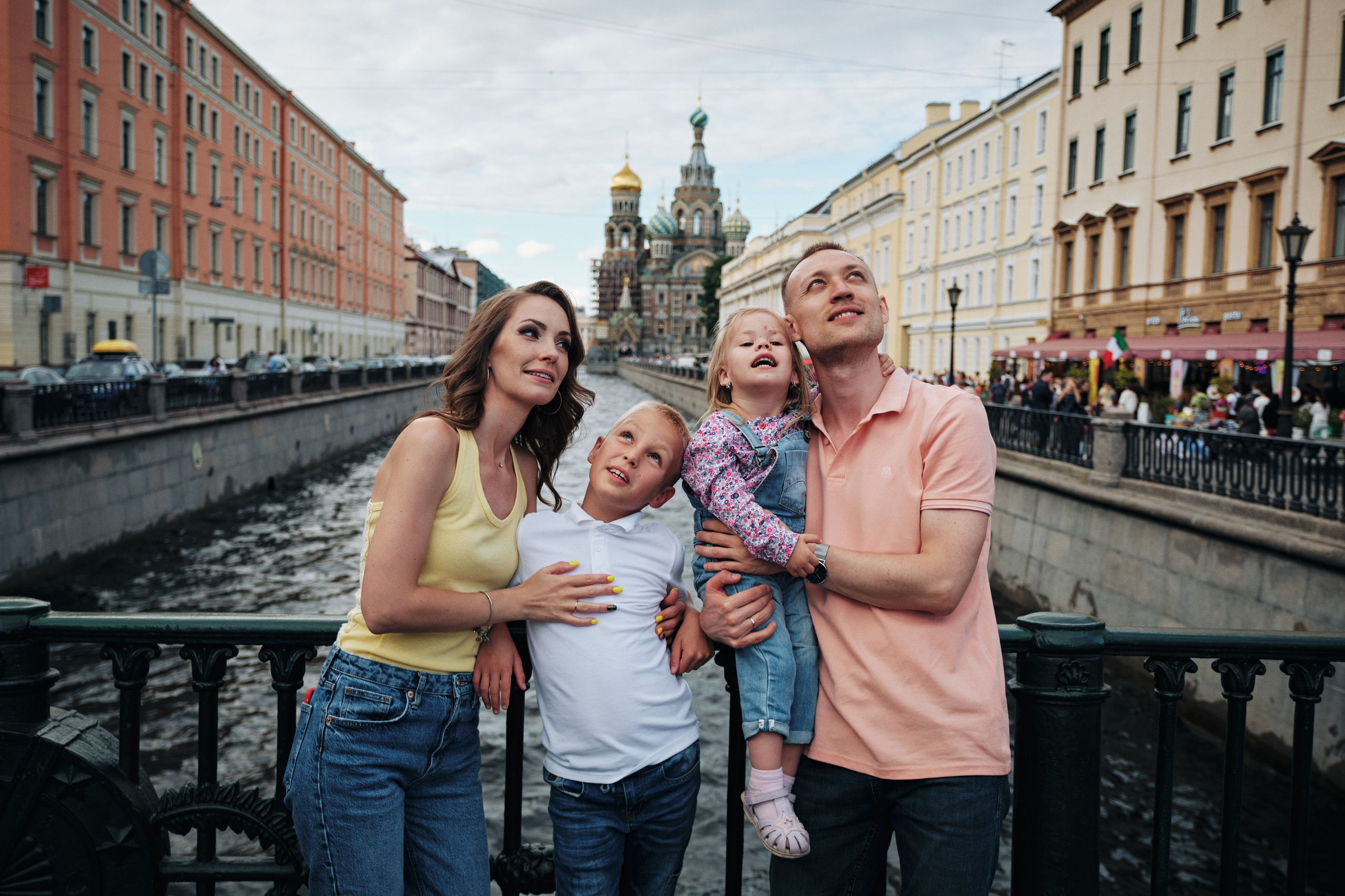 Семейная фотосессия в Санкт-Петербурге