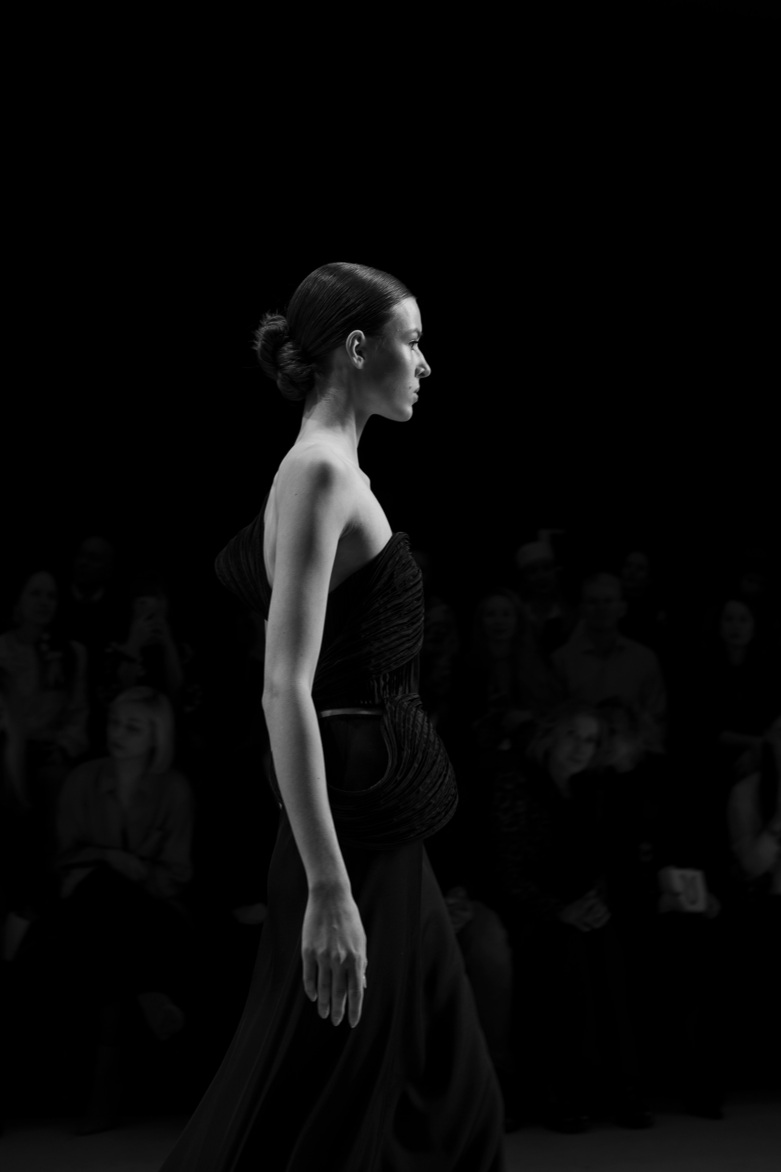 Fashion Week 2025. Свадебный фотограф в Москве Кристина Чехова