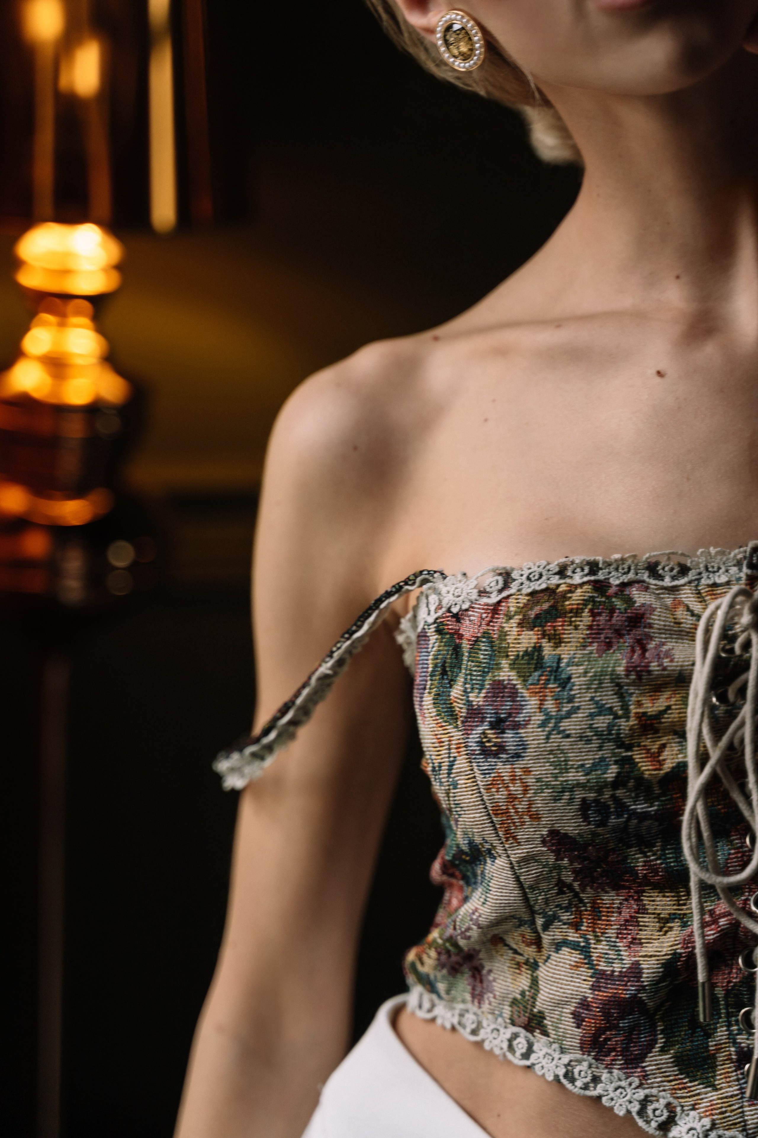 Будуарная история в отеле. Портретный фотограф в Москве