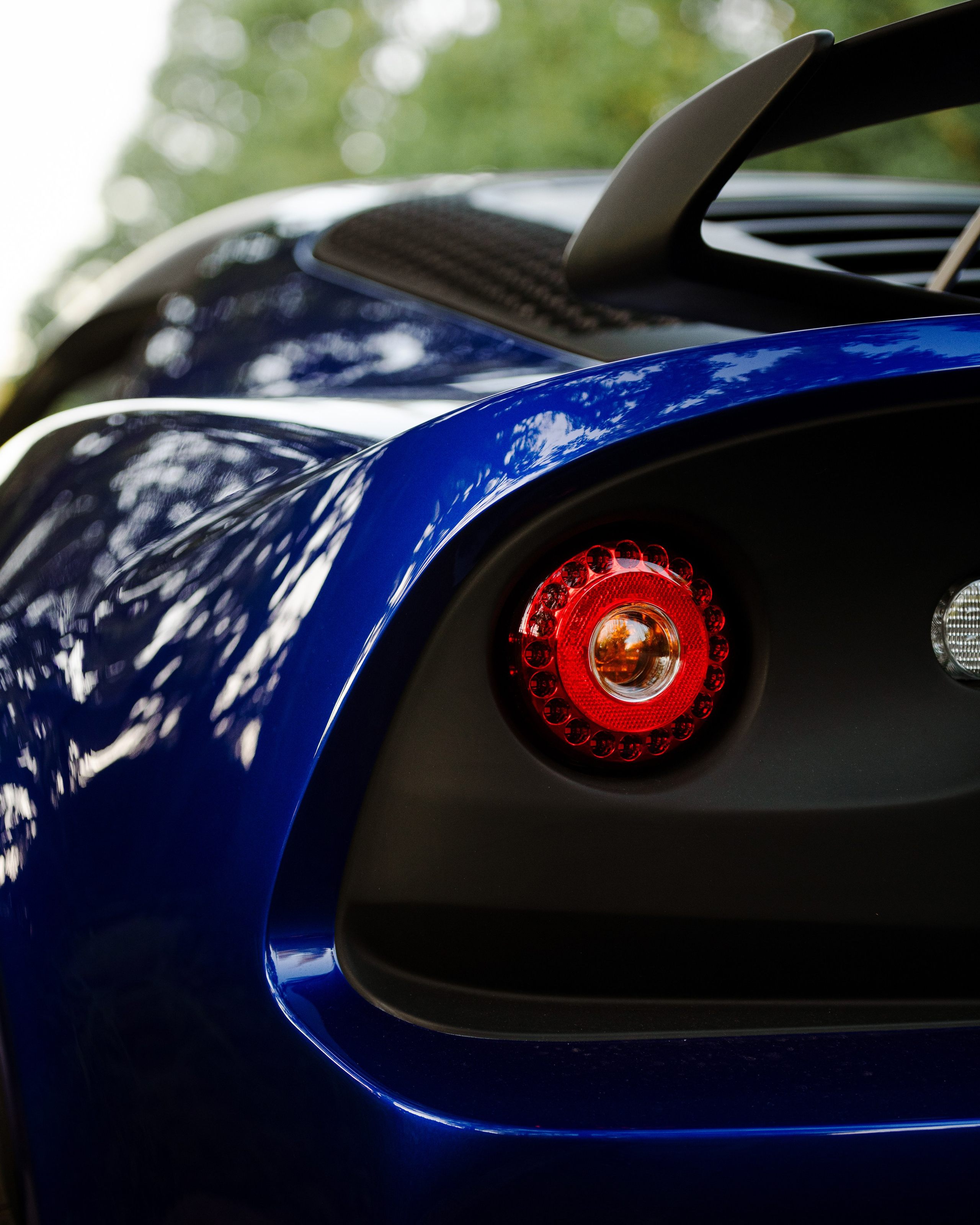 Cars in Tokyo. Photographer in Tokyo Anatolii Ozarto