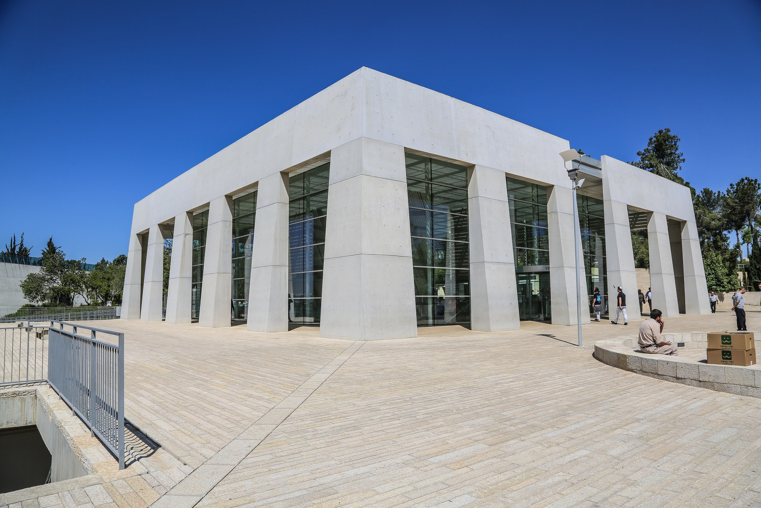 Израиль: Яд ва-Шем в День Победы. Дарья Письменюк / Darya Leitstern — фотограф, музыкант, журналист, путешественник