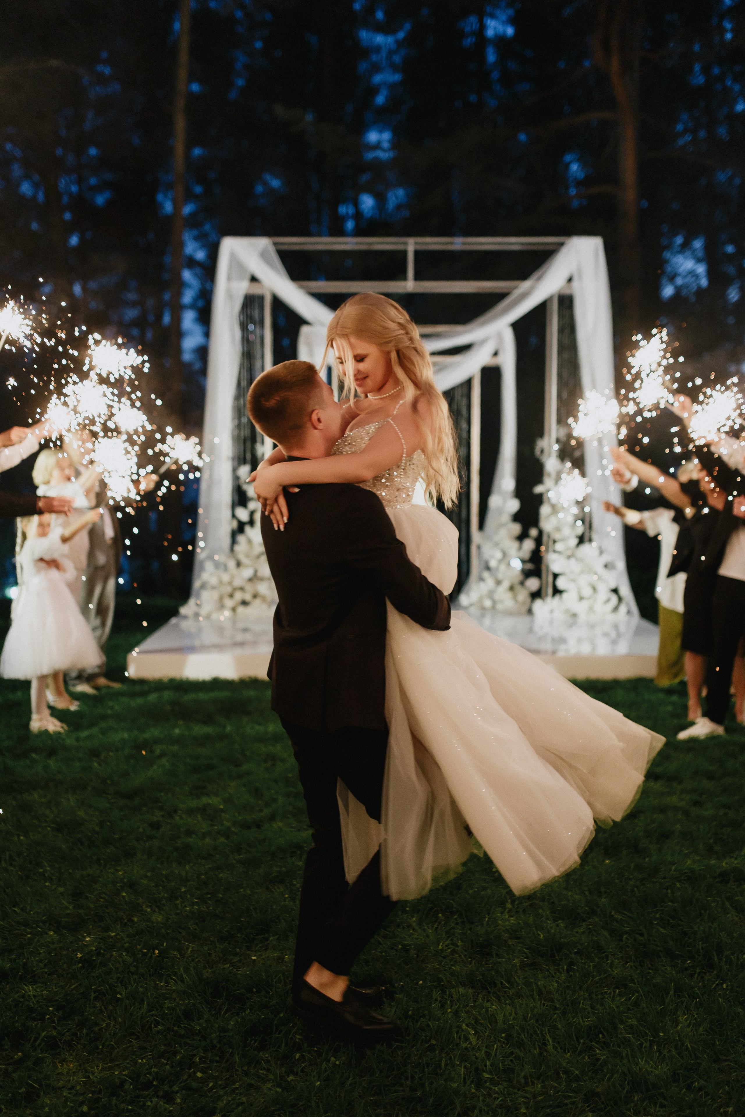 Алексей и Алена. Фотограф Иркутск Антипин Сергей