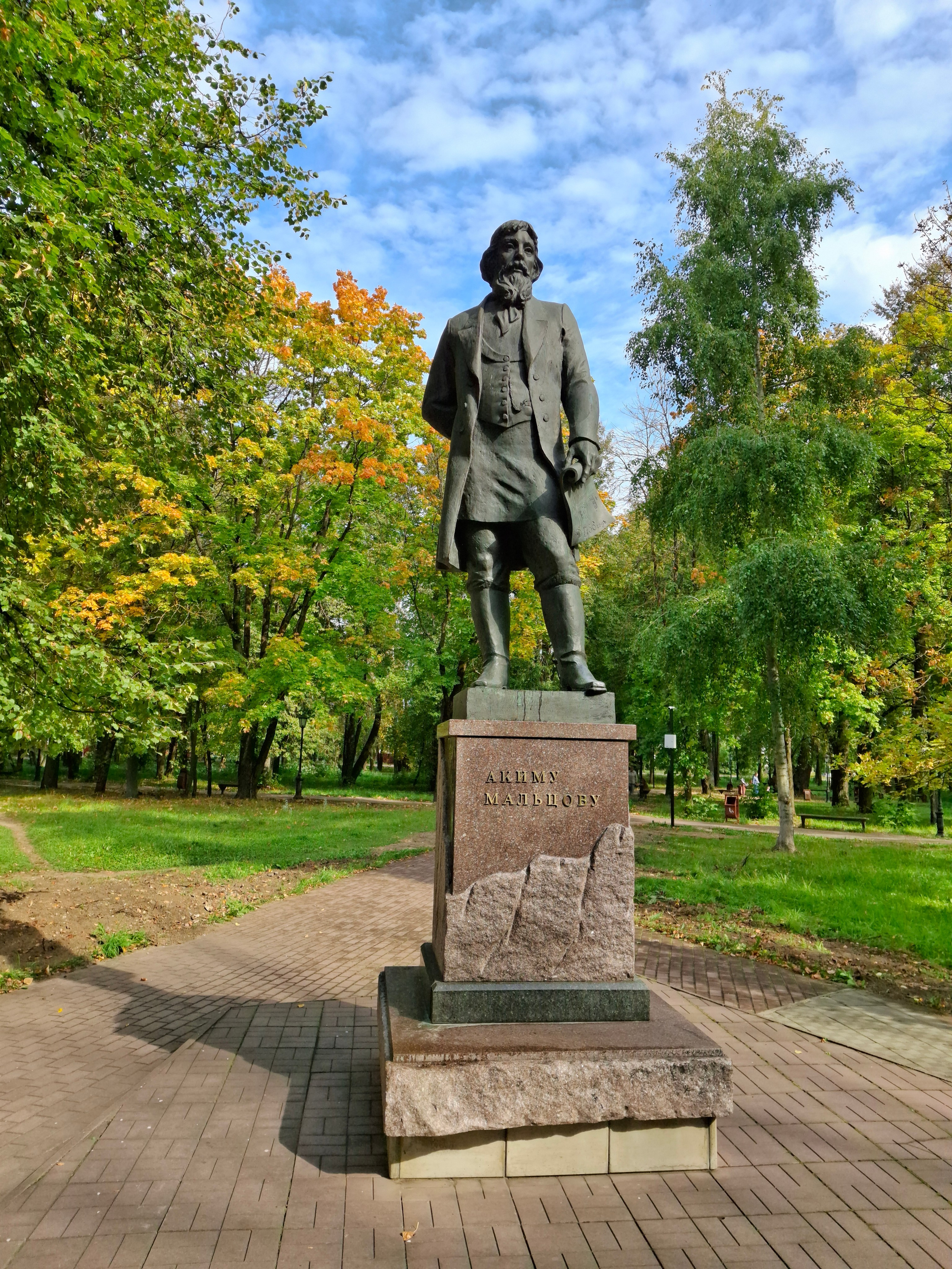 Гусь-Хрустальный. 19 сентября 2025. Игорь Жучков. Россия увиденная глазами путешествующего фотографа