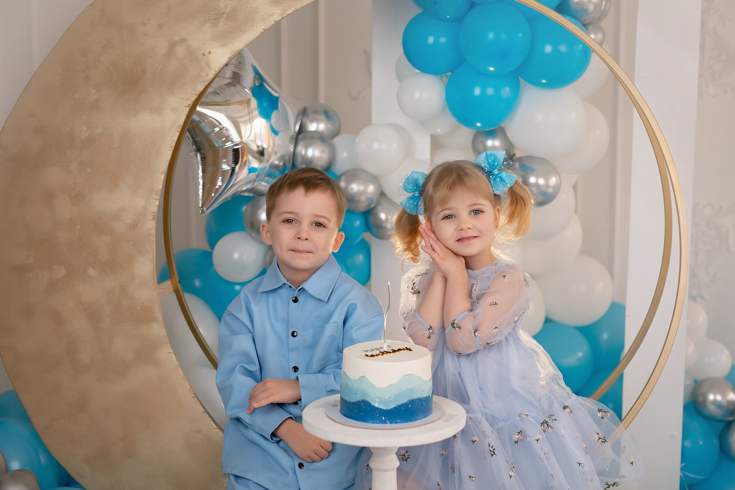 Витюша и Варюша. Фотограф на крещение и венчание