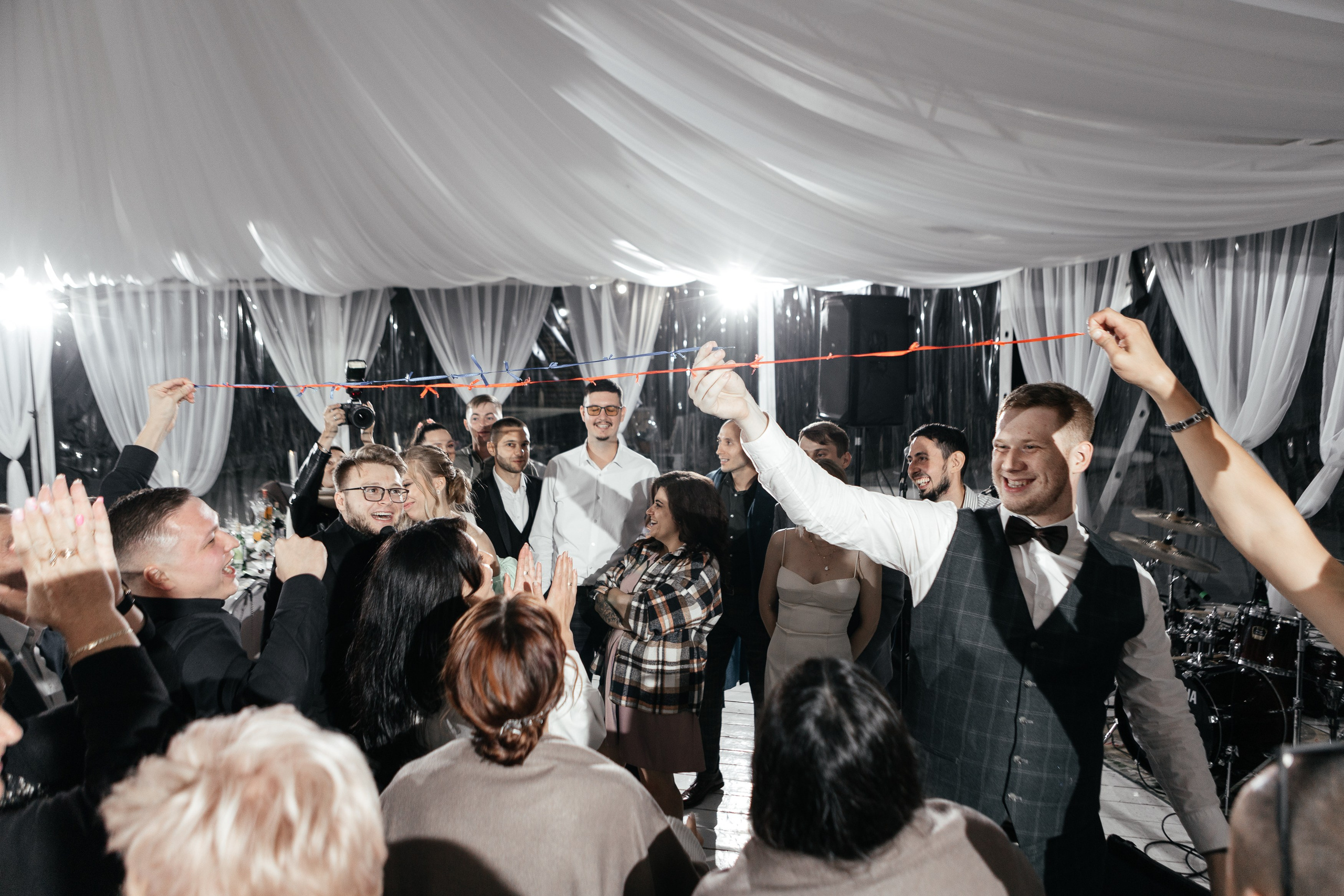 Свадебный фотограф Уфа — Руслан ГабдлисламовЖивые эмоции, красивые кадры, воспоминания на всю жизнь.Работаю по всей Республике Башкортоста. Свадебный фотограф Уфа Руслан Габдлисламов