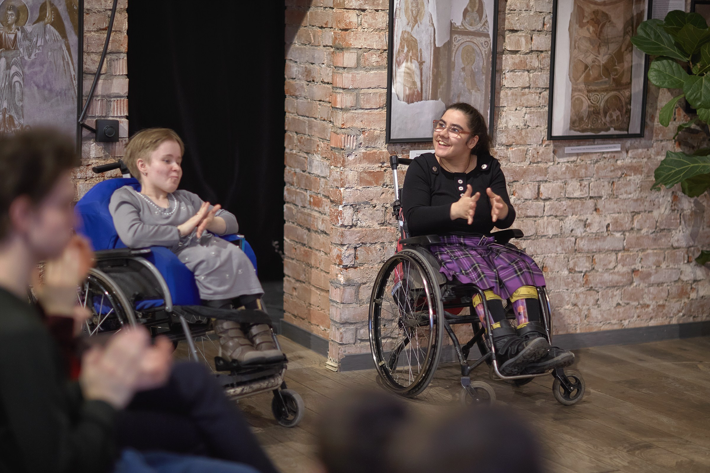 Благотворительный концерт в культурном центре «Фавор» (18.04.2023). Фотограф Роман Желтухин