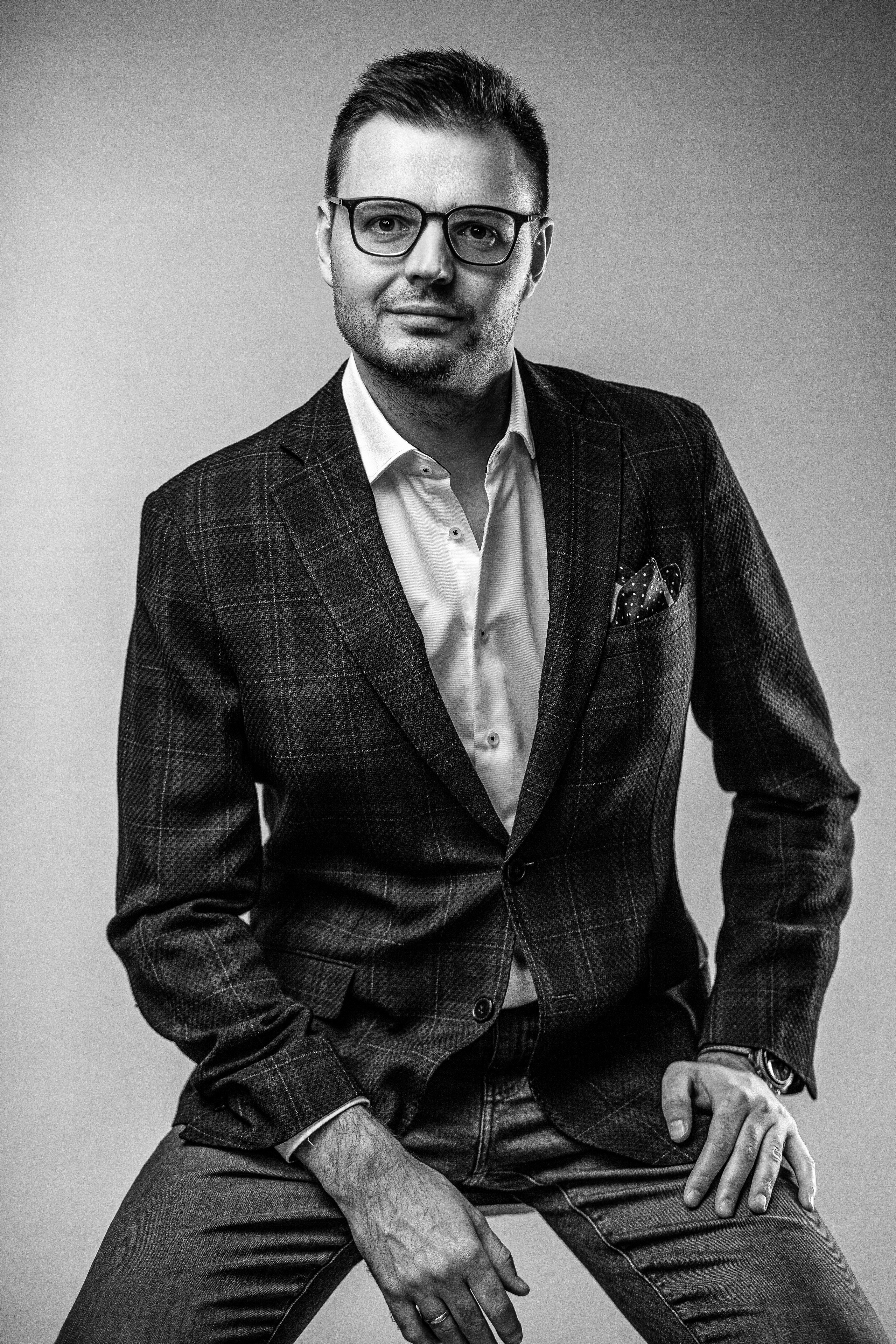 Контент для эксперта. Честные истории о жизни города и его людях