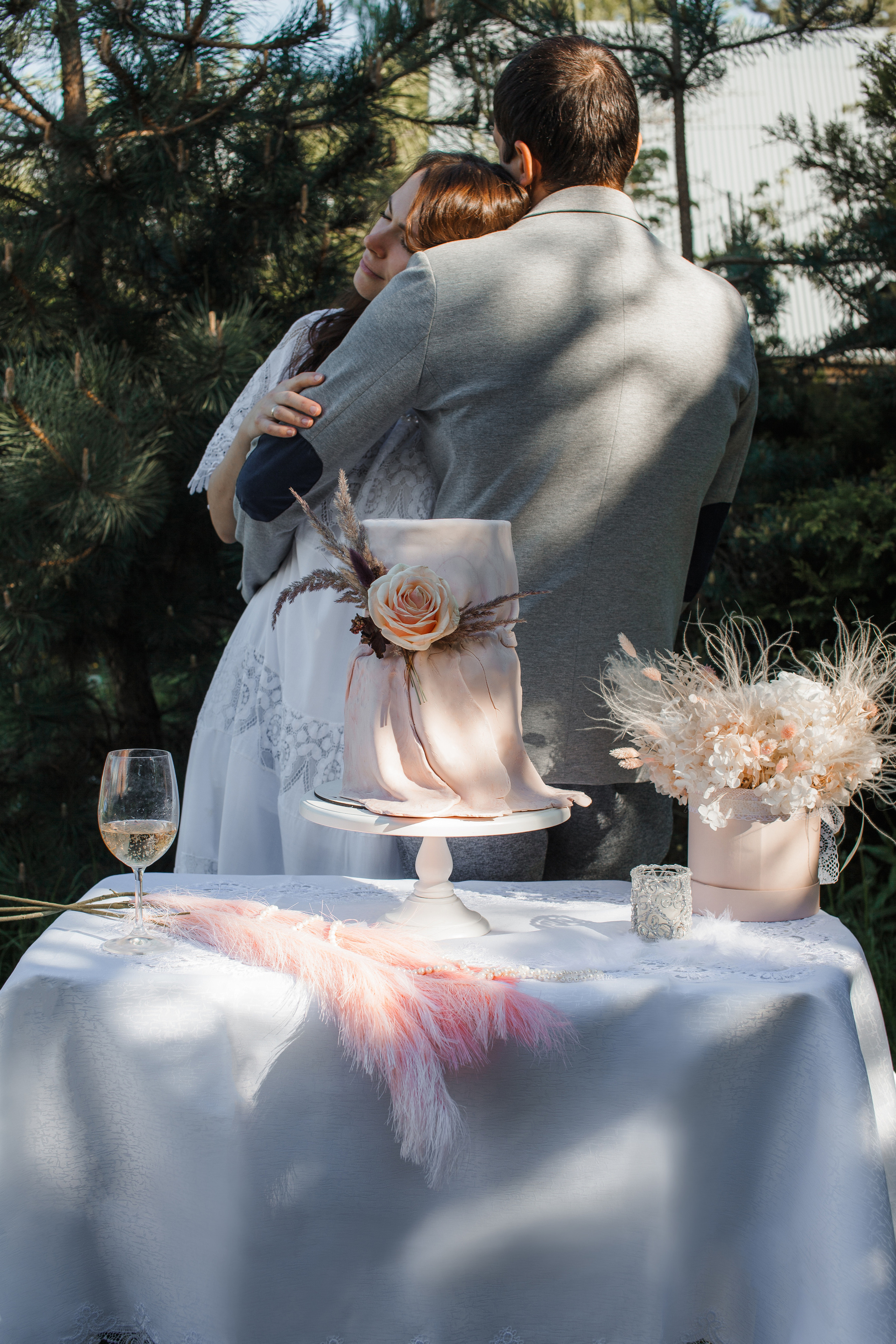 Съемка свадебных тортов. Честные истории о жизни города и его людях