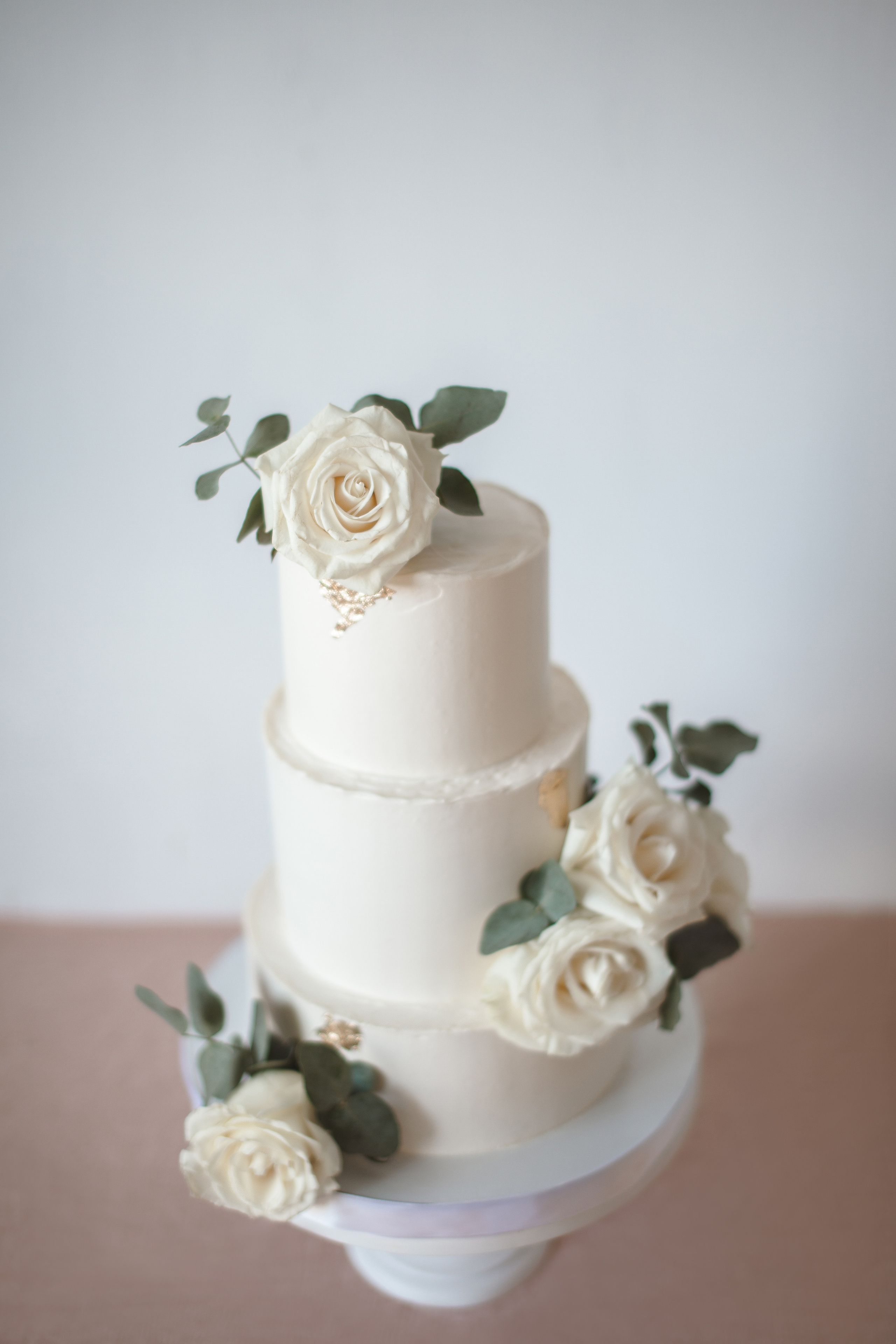 Съемка свадебных тортов. Честные истории о жизни города и его людях