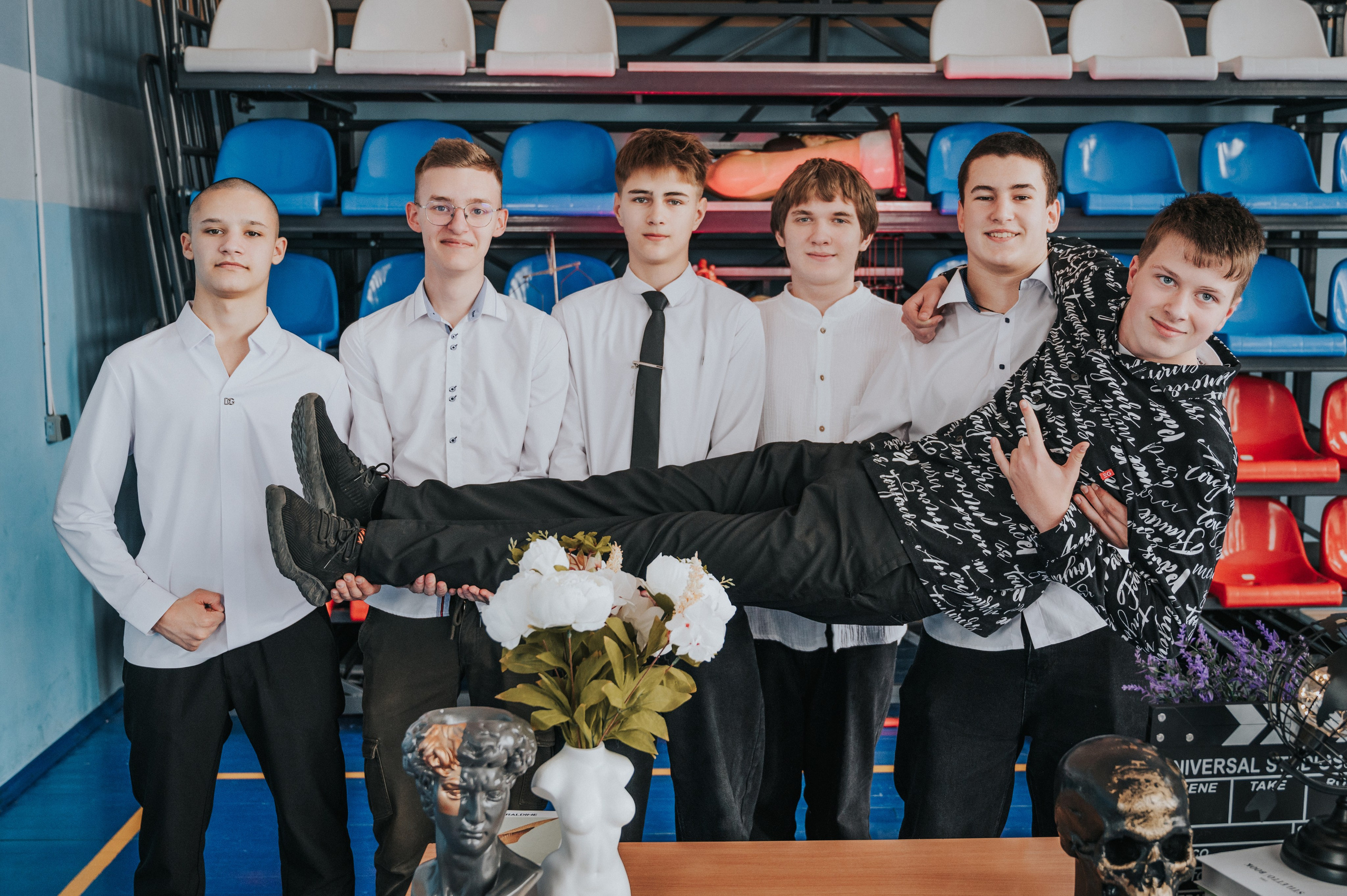 В школе. Выпускные альбомы и Школьный фотограф в Алексеевке, Бирюче, Красном