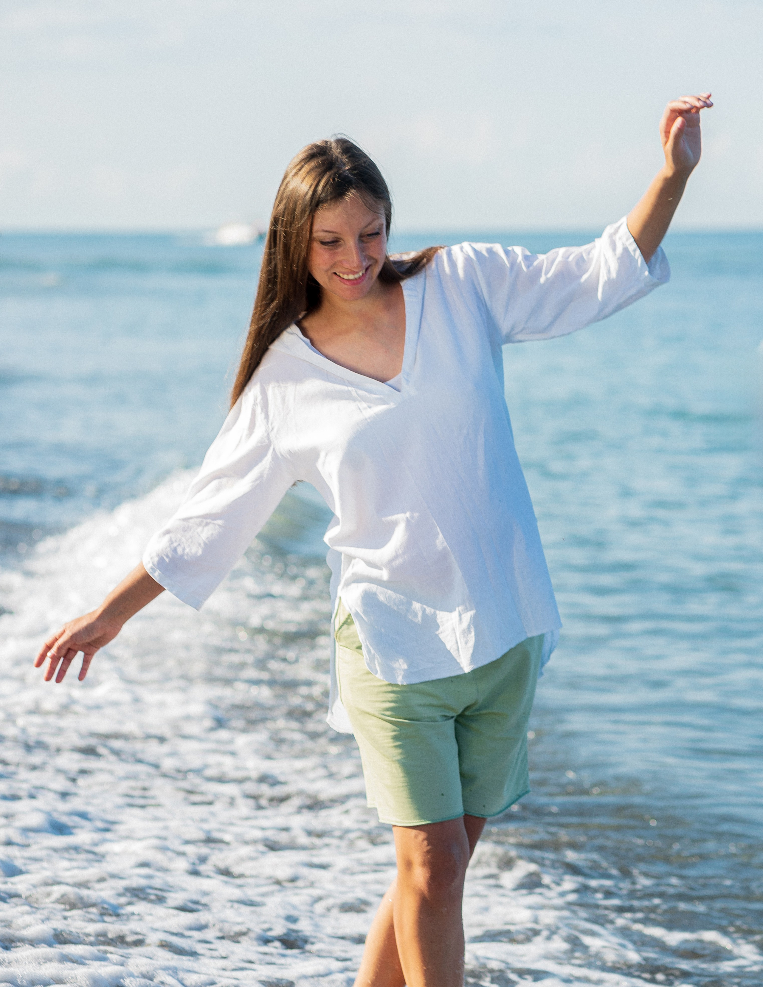 Семейная летняя съемка на пляже и в сквере. Фотограф в Сочи Тиунова Маргарита и Тиунов Евгений