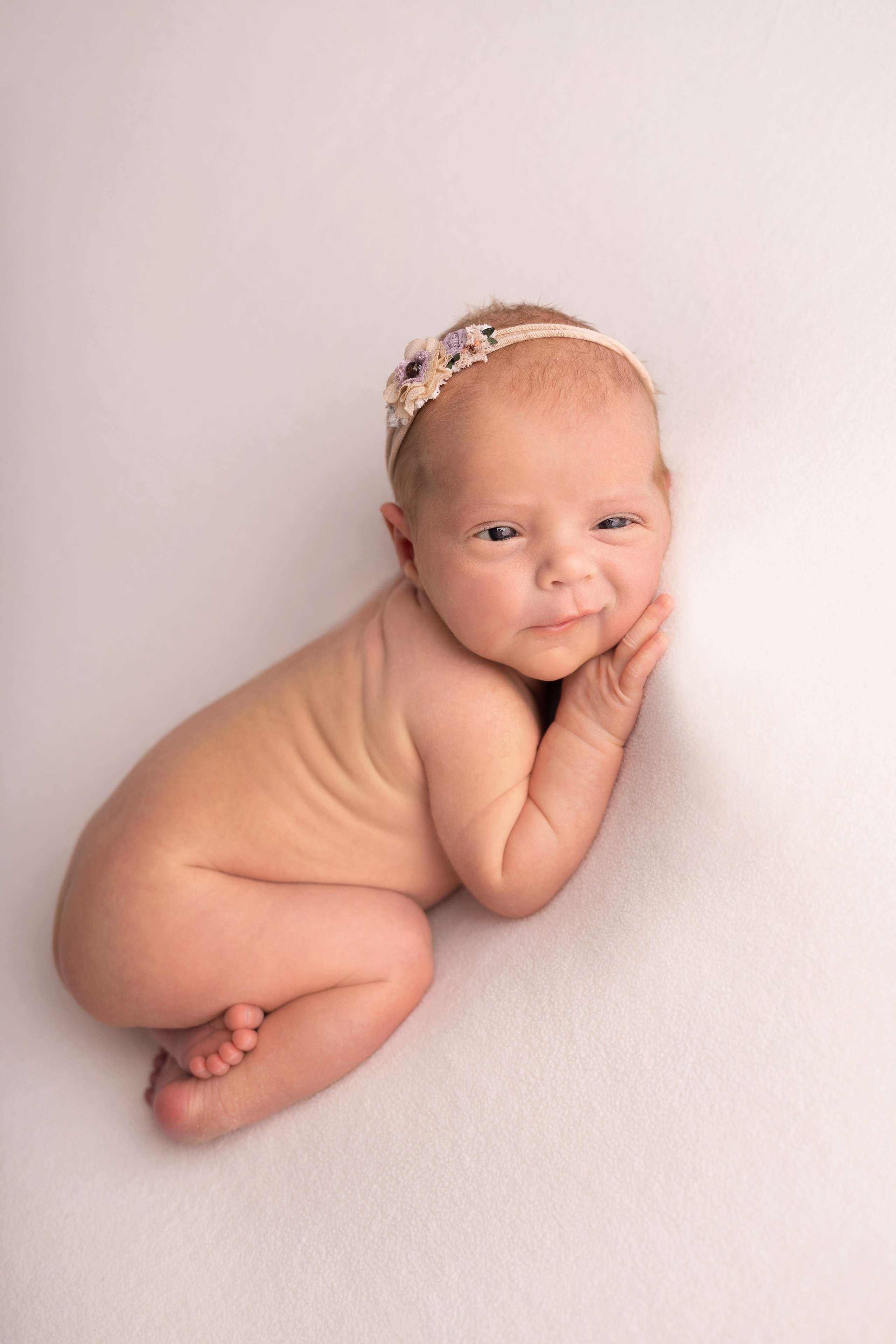 Классическая фотосессия малыша. Фотограф новорожденных малышей в Омске и Омской области Эльвира Камаева