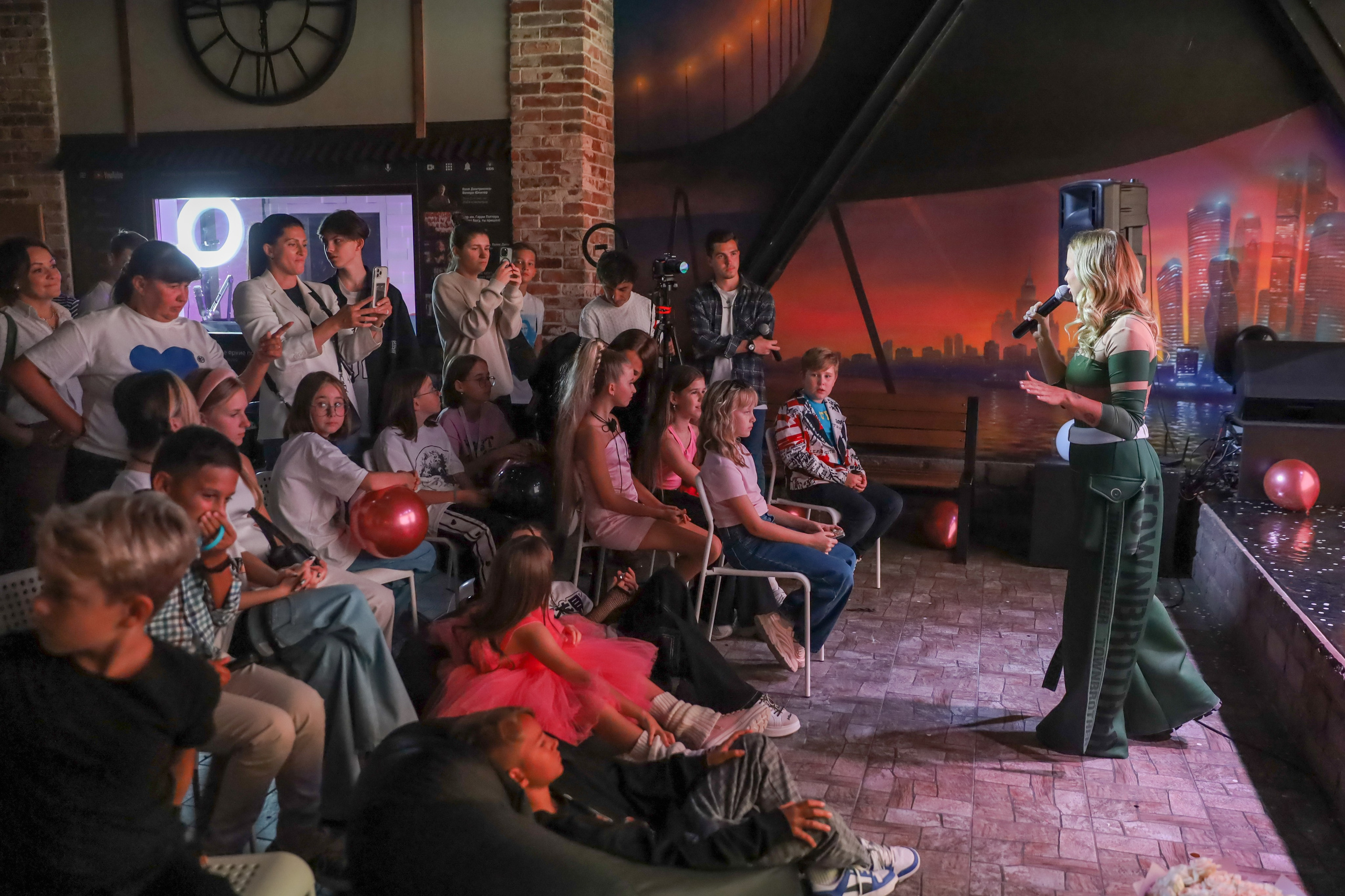 ДЕНЬ РОЖДЕНИЯ ЕВЫ В КРБ. Фотограф мероприятий Ирина Каширина