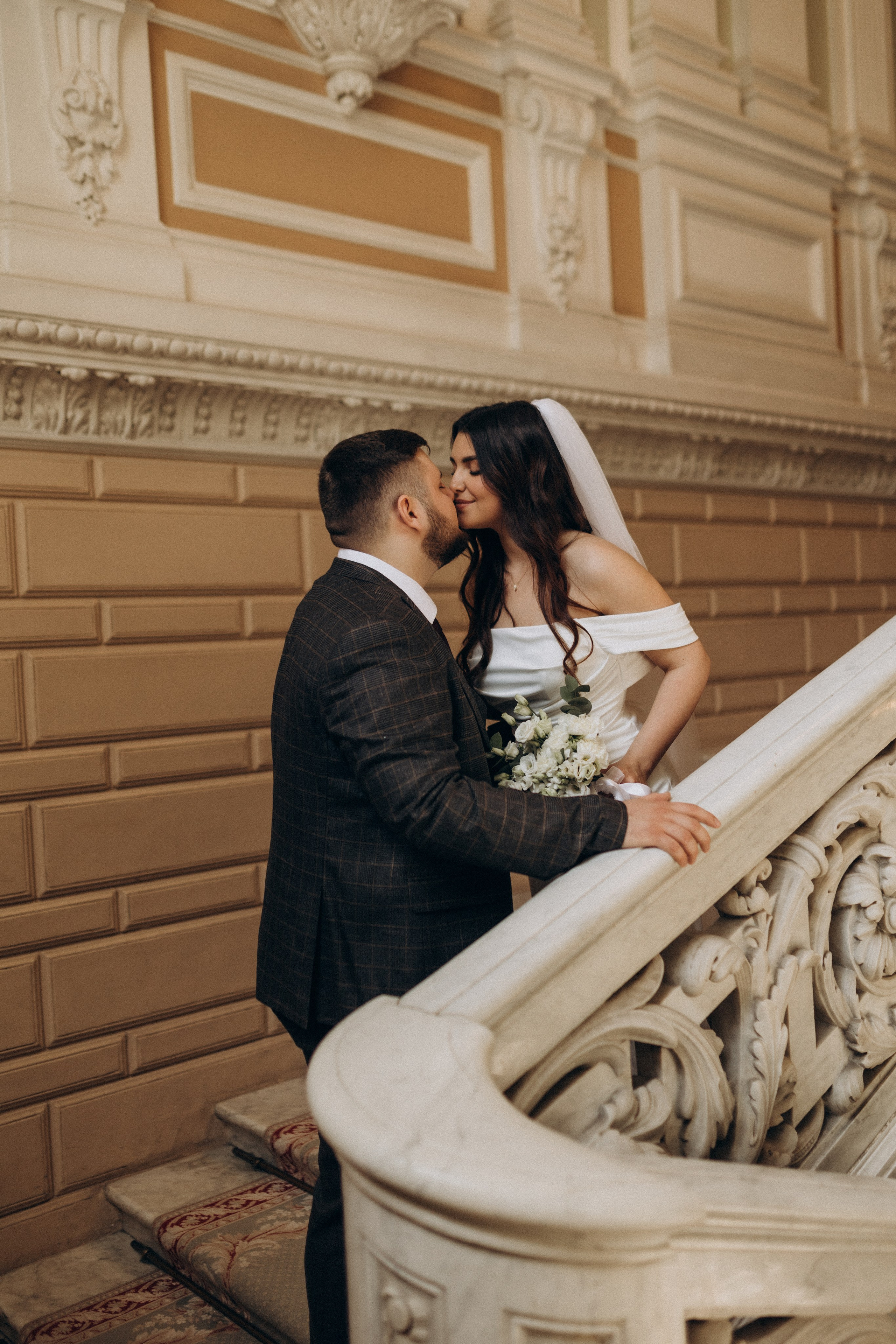 Артем и Регина | Дворец бракосочетания 1. Свадебный и love story фотограф в Санкт-Петербурге