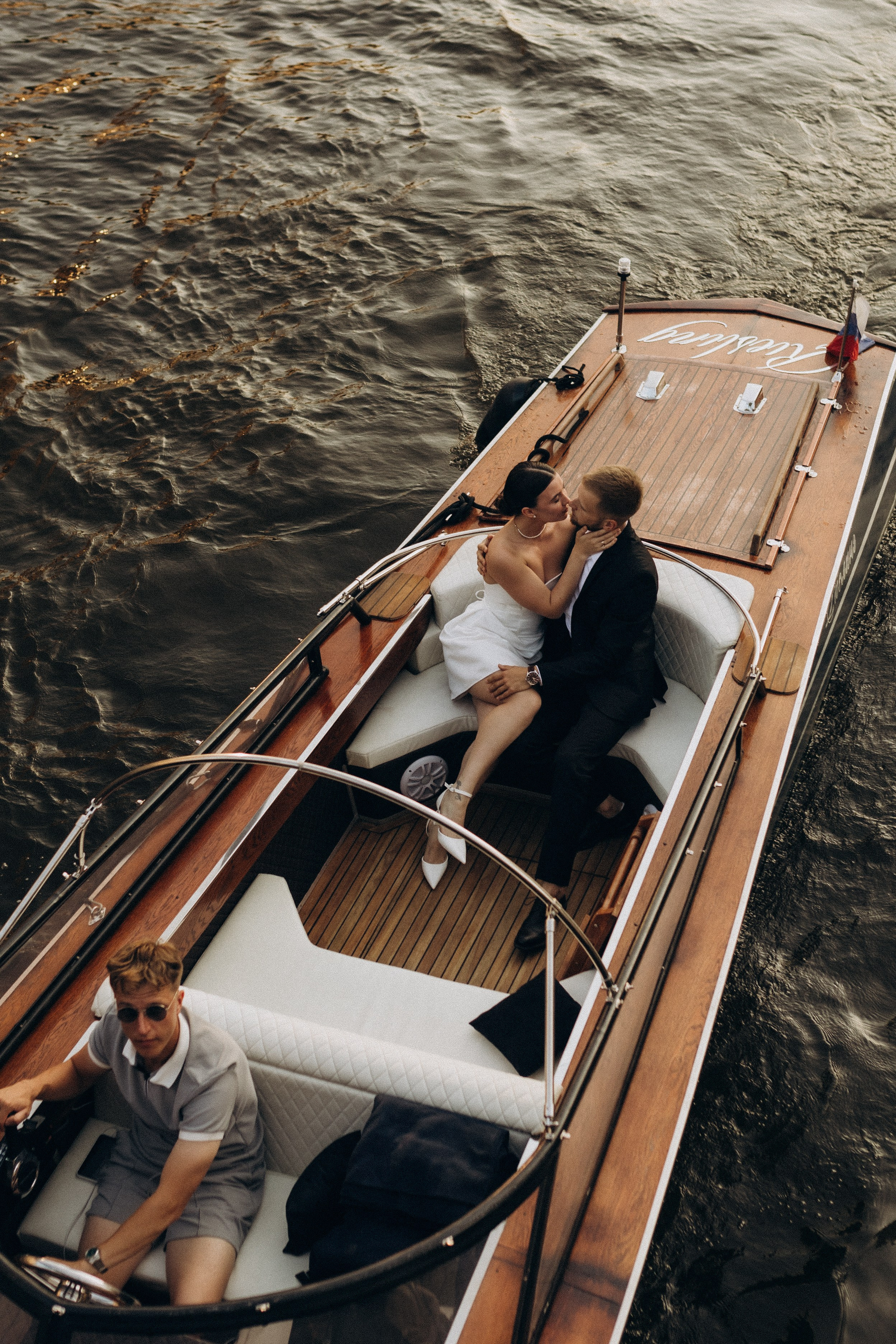 Костя и Лиза|прогулка + катер. Свадебный и love story фотограф в Санкт-Петербурге