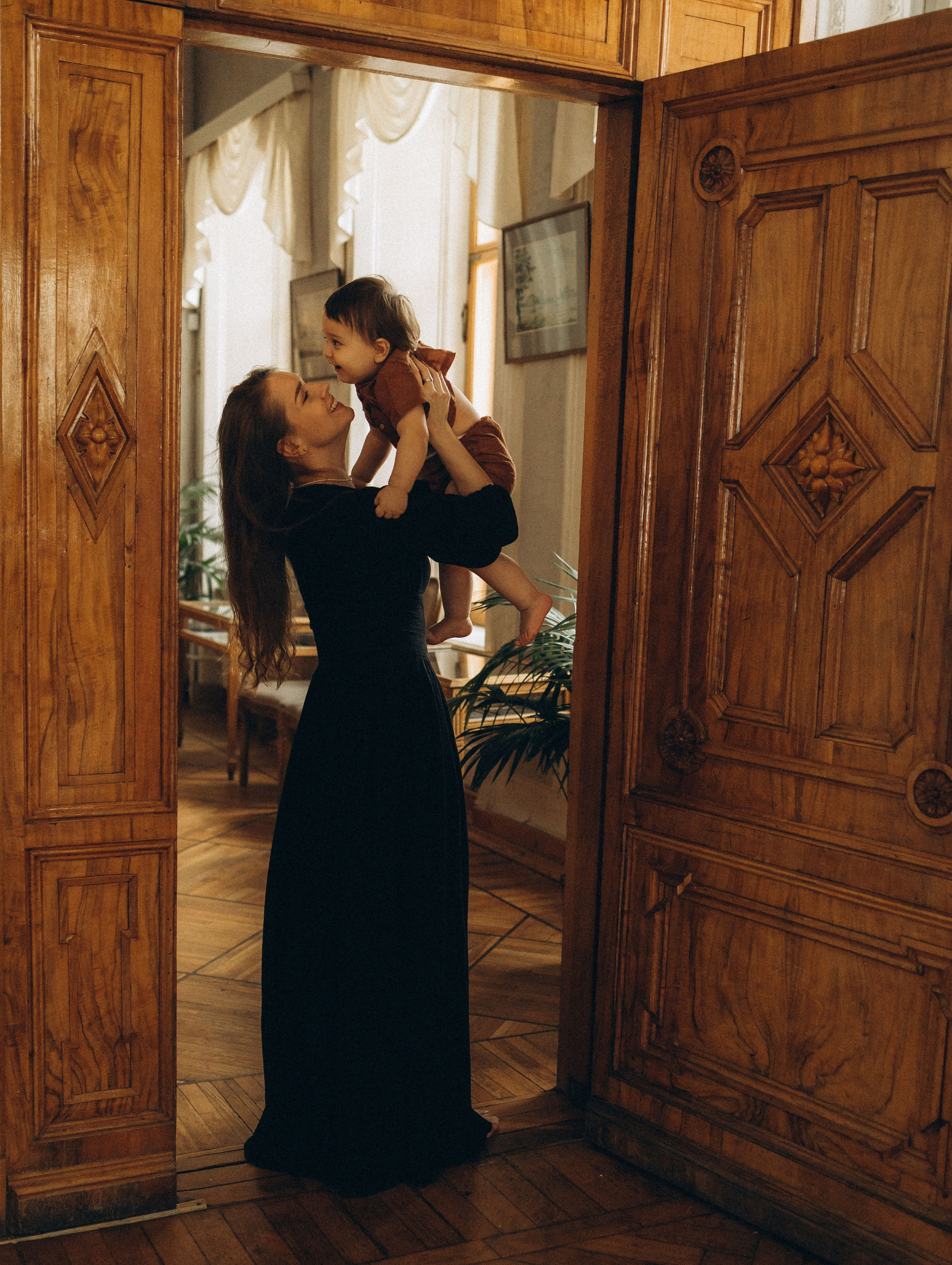 Лана и Серёжа. Библиотека. Фотограф Дарья Соколовская