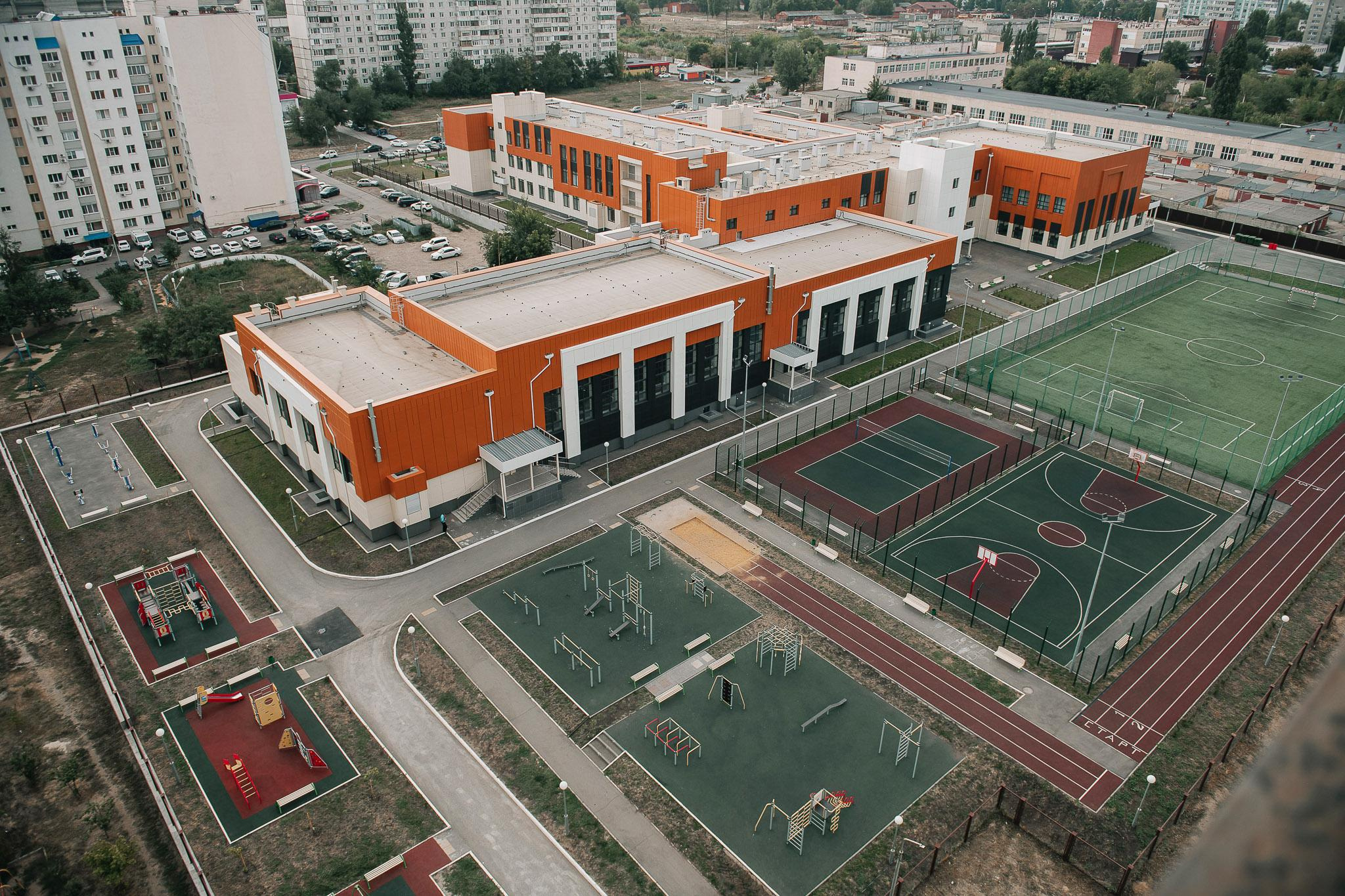 Первый раз в первый класс. Фотограф Валерия Голубева (Миронова)