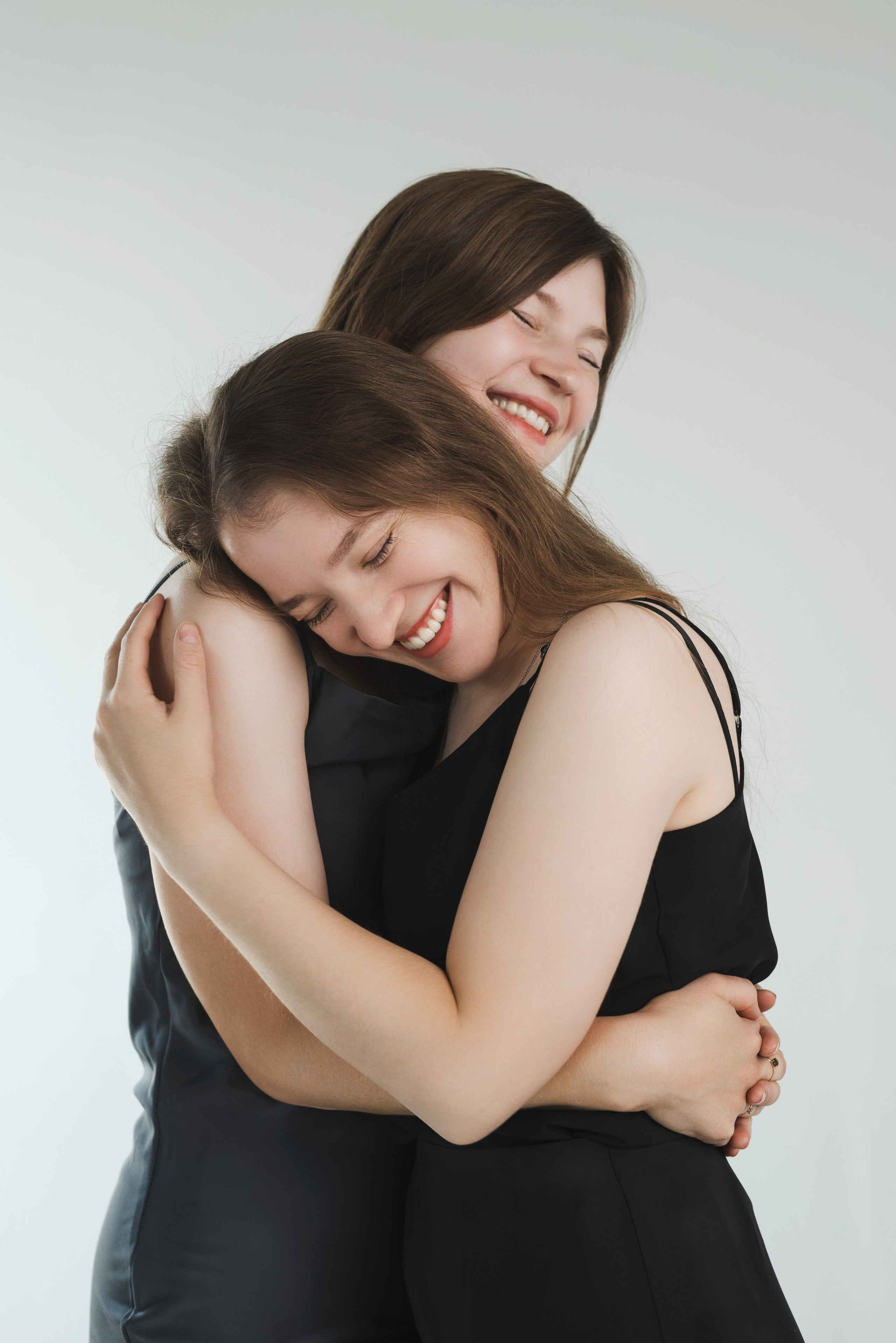 Семейная фотосессия минимализм. Фотограф в Воронеже. Портреты, контент, семейные сьемки