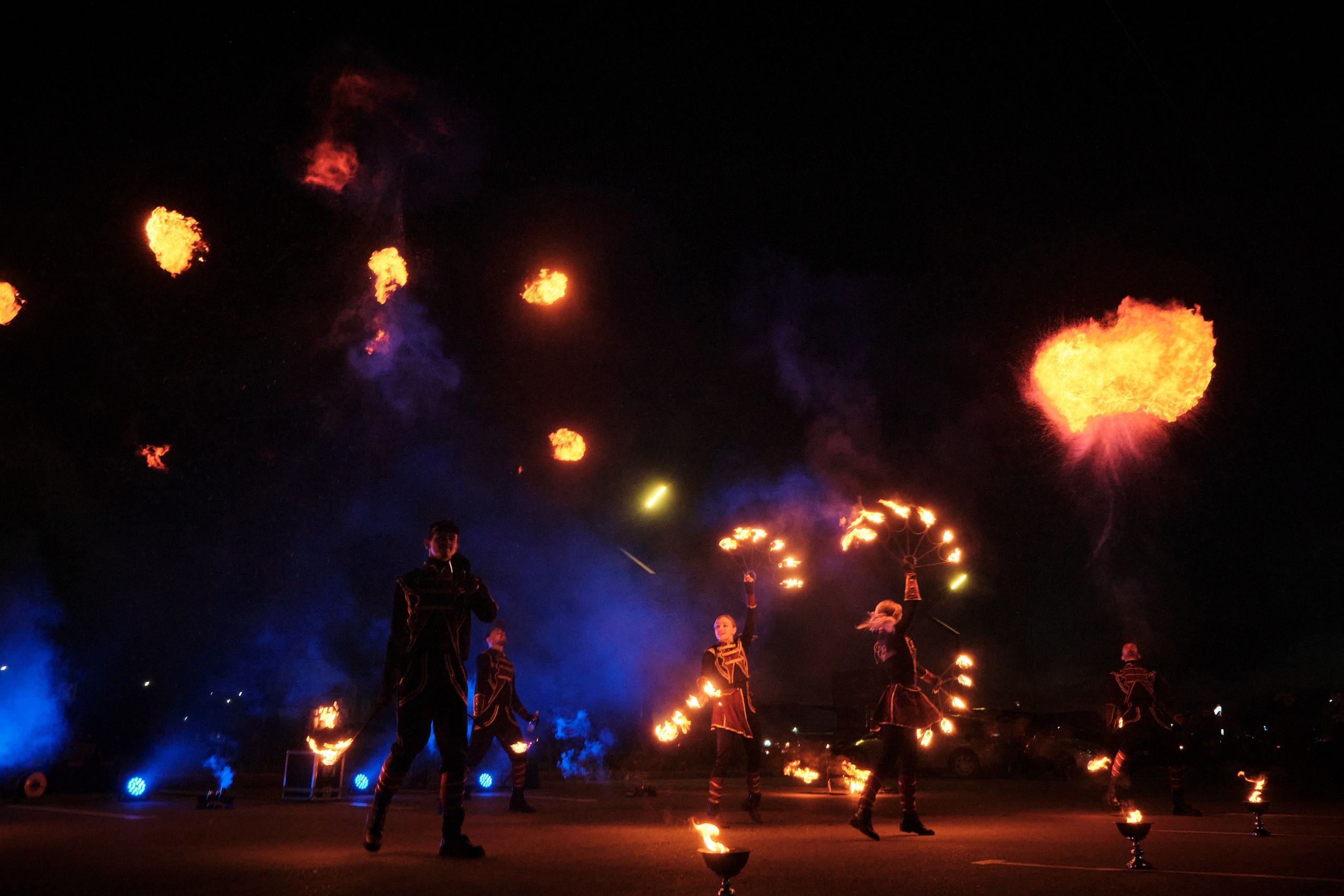 Открытие салона 100 градусов. Антон Ив