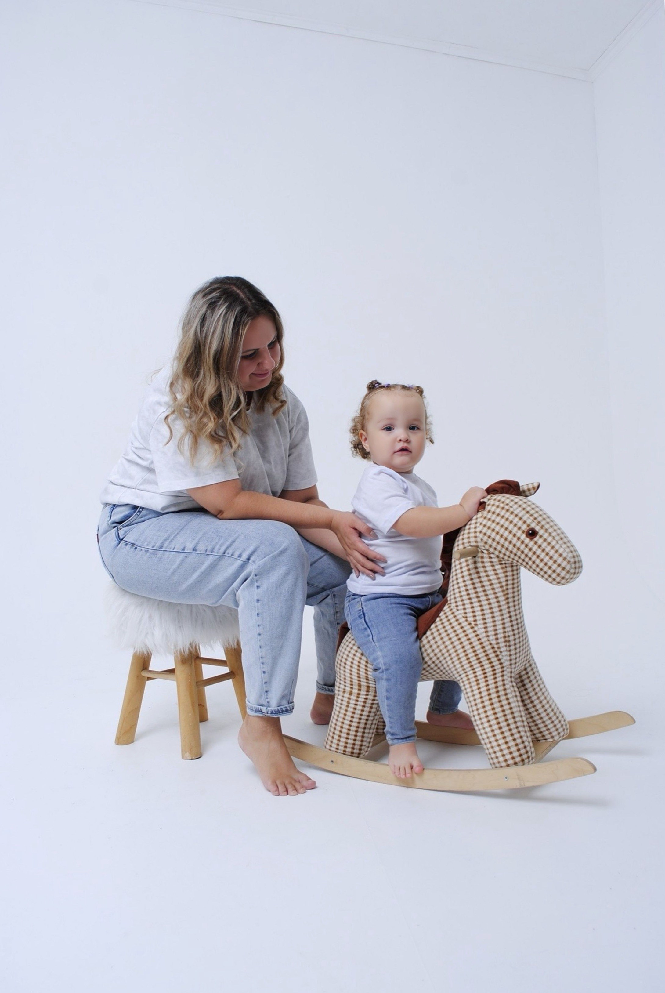 Светлана и дочь. Фотограф Мария Мусаелян