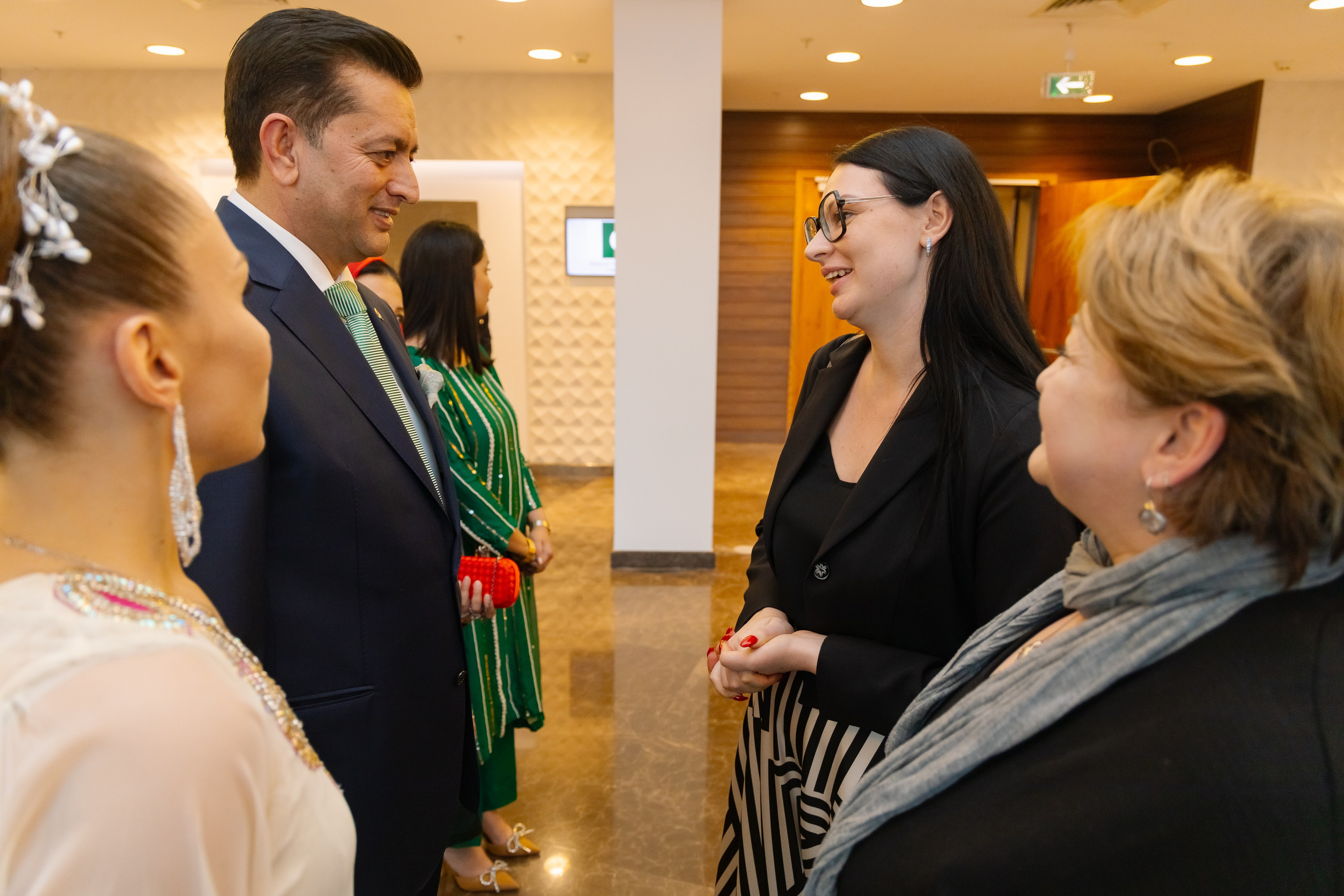 Фотосъемка делегации Пакистана в Беларуси в отеле Марриотт. Свадебный фотограф в Минске/Беларуси Сергей Спиридонов