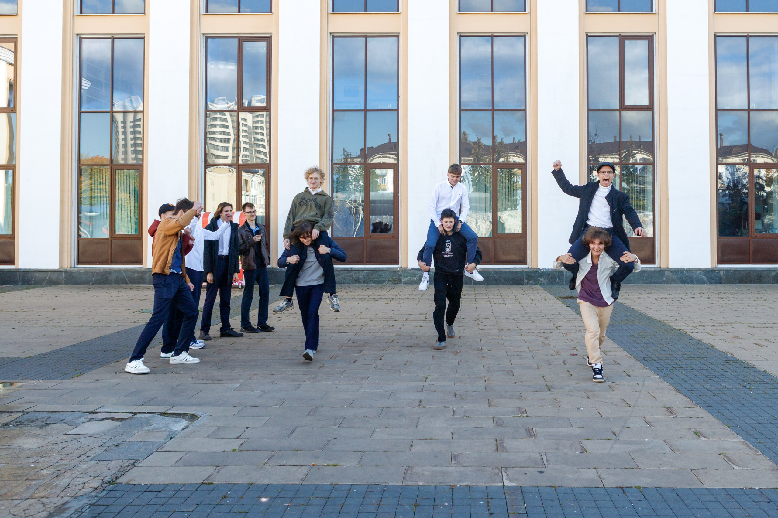 11 класс / ГАОУ МО «ЛНИП» / г. Королёв. Детский и семейный фотограф Мария Киселёва. Москва