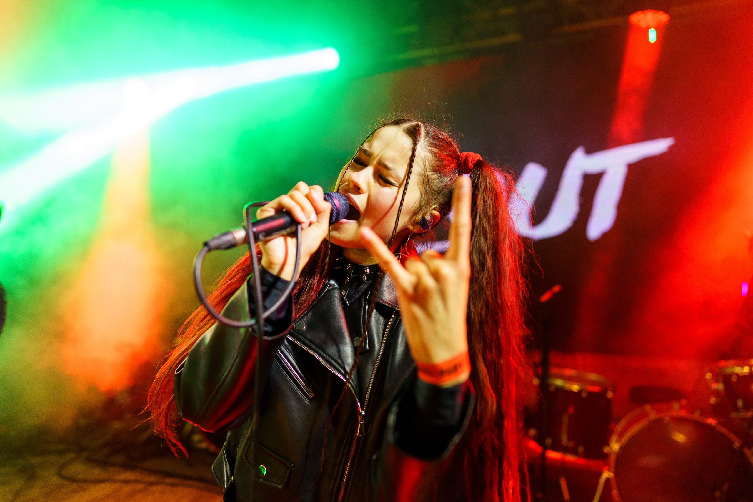 Фотоотчет с главного панк-рок фестиваля страны Anti-Party 2025. Фотограф Николай Прокофьев модельные тесты в Москве