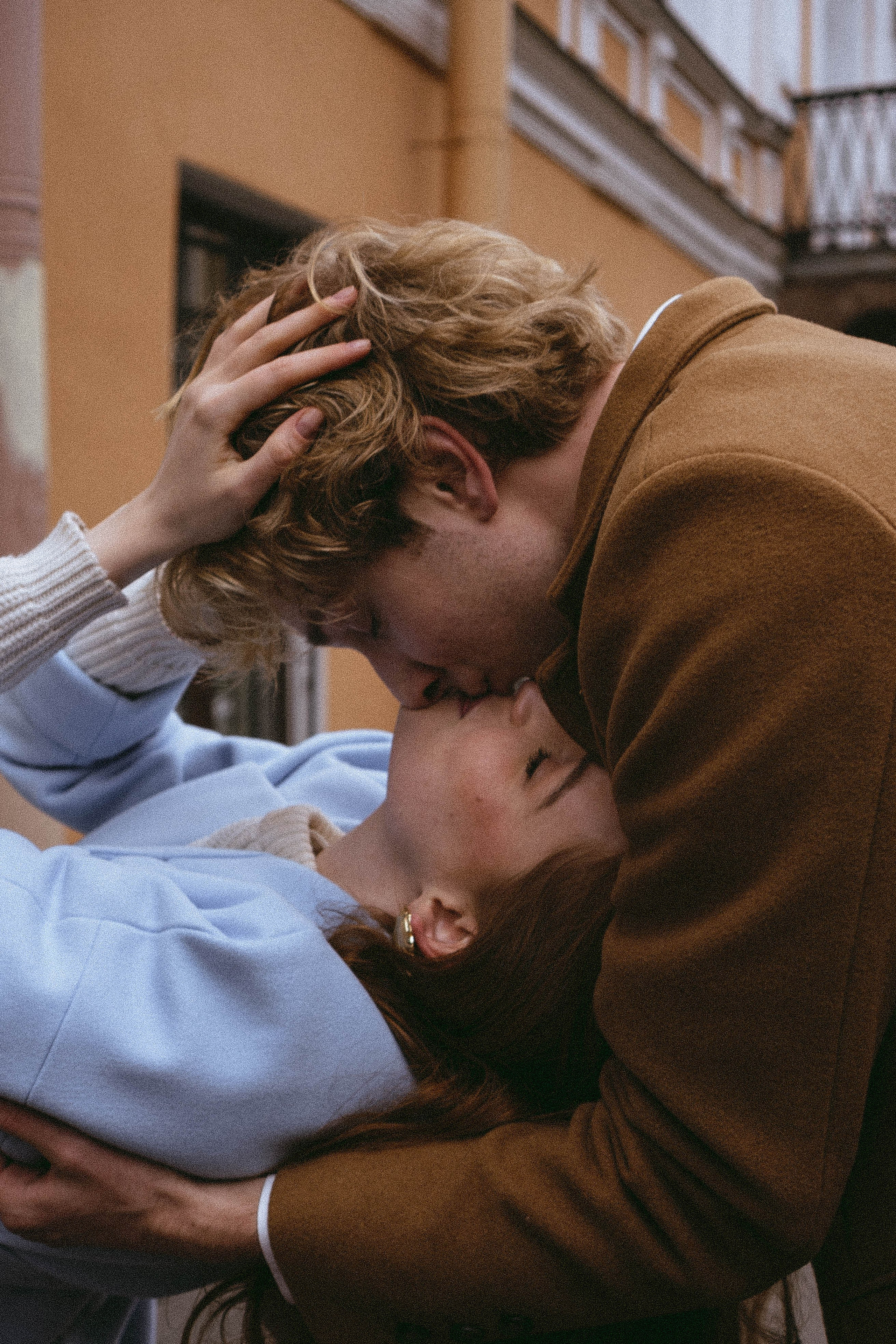 СВАДЕБНАЯ ПРОГУЛКА ПО ПЕТРОГРАДКЕ ВЕСНОЙ (ФОТОСЕССИИЯ ПАРЫ СВАДЕБНАЯ). Профессиональный фотограф, Санкт-Петербург — Виктория Богомолова