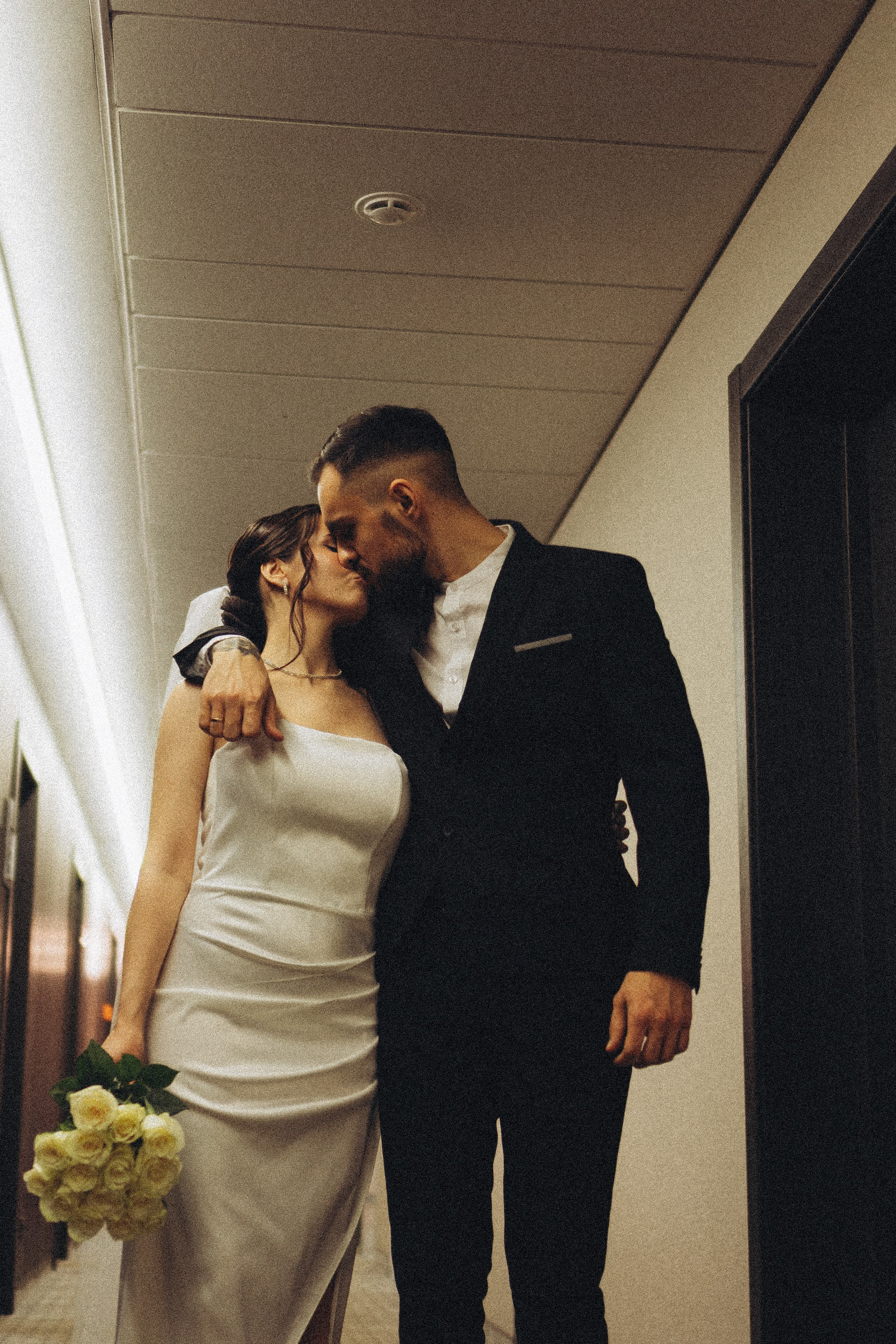 СВАДЕБНАЯ СЬЕМКА СБОРОВ ЖЕНИХА И НЕВЕСТЫ В ОТЕЛЕ И ТАКЖЕ ФОТОСЕССИИЯ В ОТЕЛЕЕ МЕГАПОЛИС БРЯНСК. Профессиональный фотограф, Санкт-Петербург — Виктория Богомолова