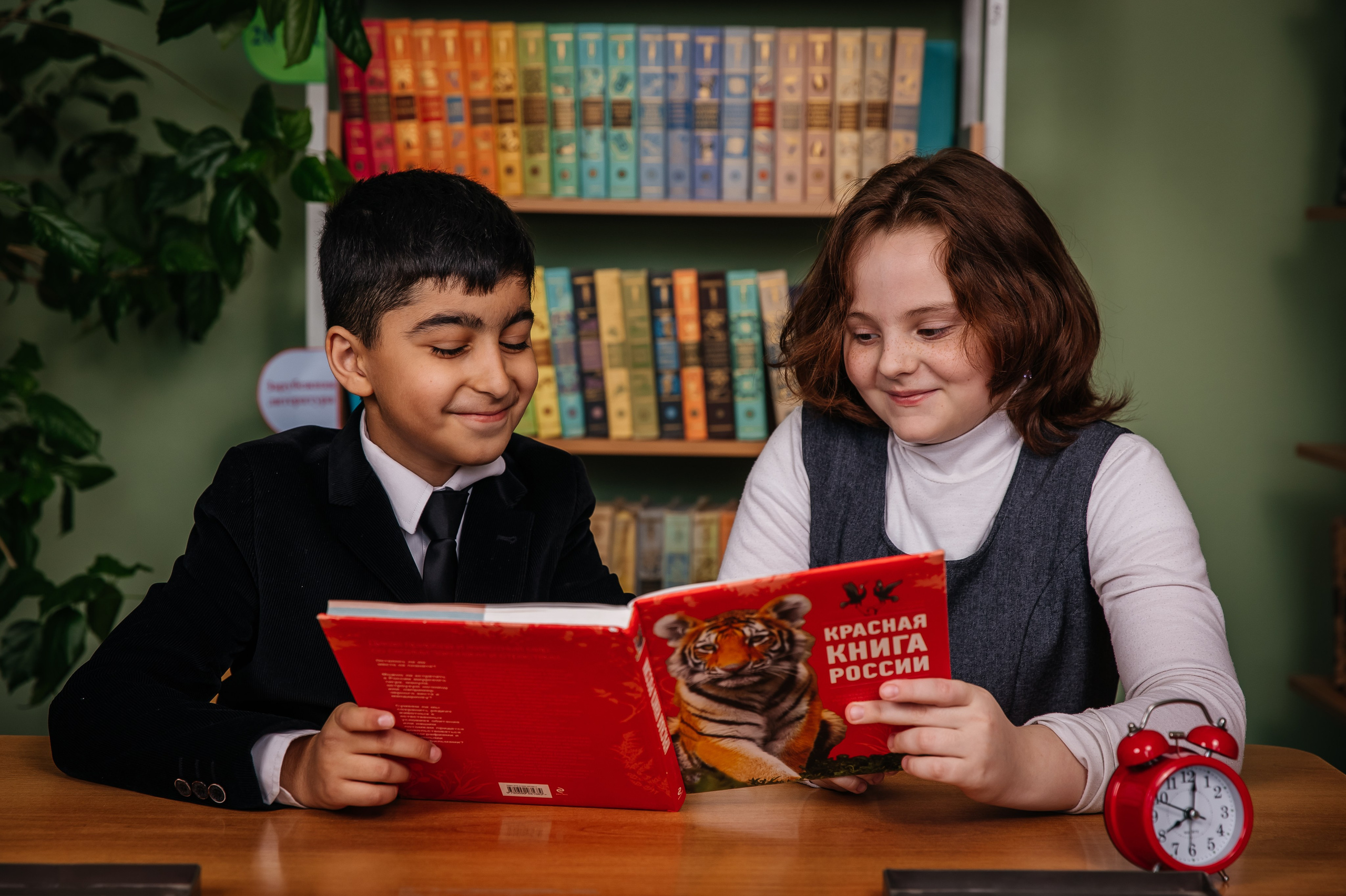 Фотосессия в начальной школе Крымск. Фотограф Любава Колесник. Выпускные альбомы в Крымском районе