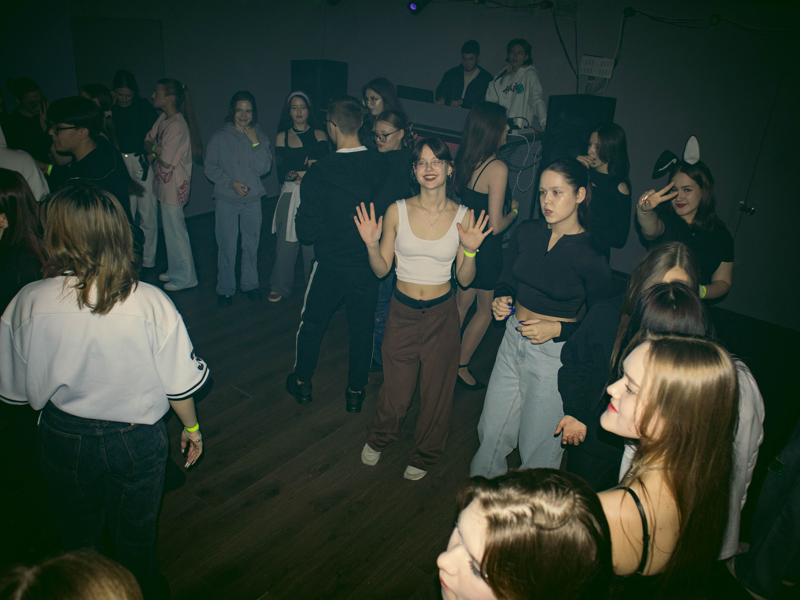 MOSHPIT. Фотограф и видеограф в Бугульме Аня Трутнева