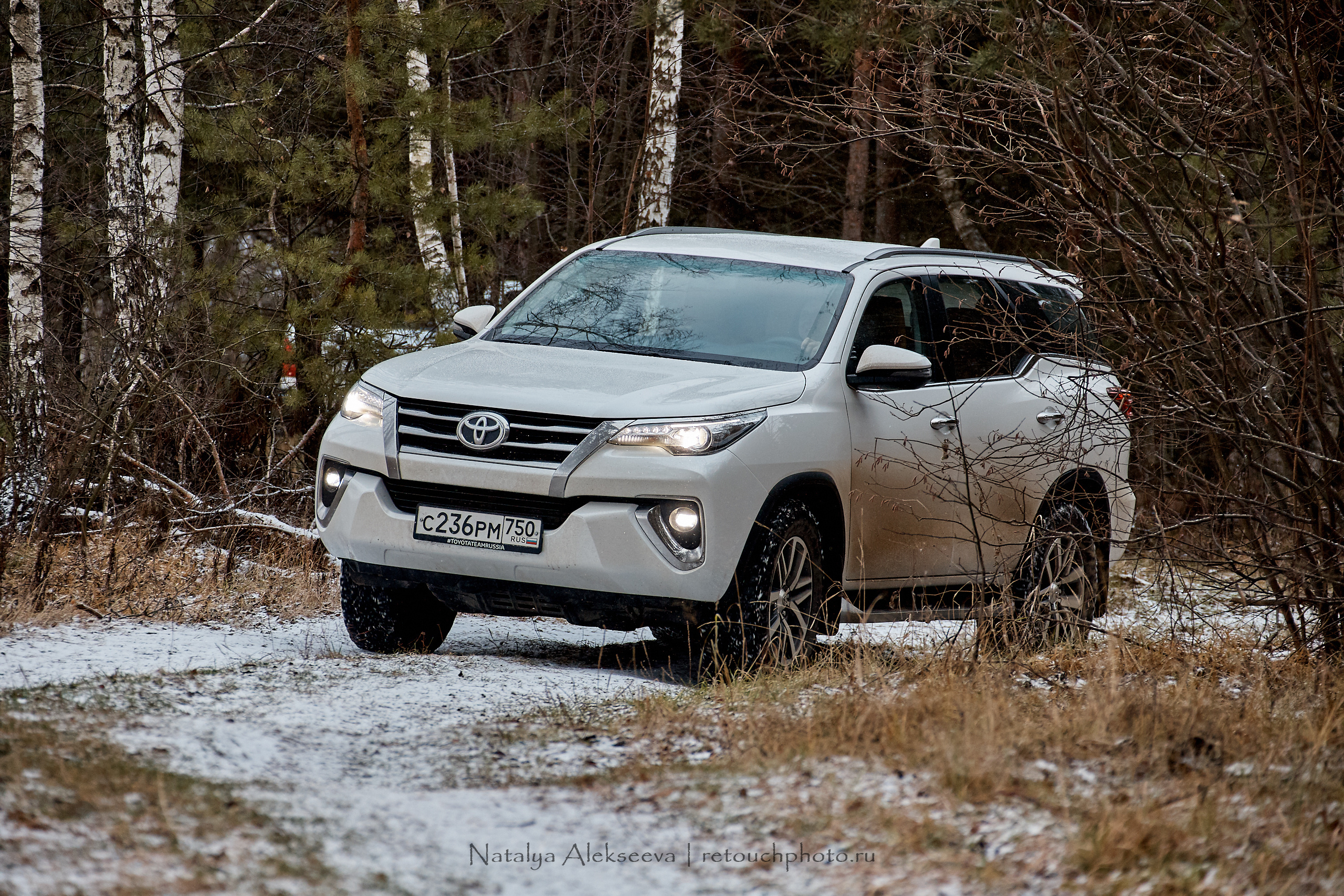 Внедорожный тест-драйв Toyota Hilux и Toyota Fortuner | 12'2019. Репортажный фотограф и ретушер в Москве Наталья Алексеева