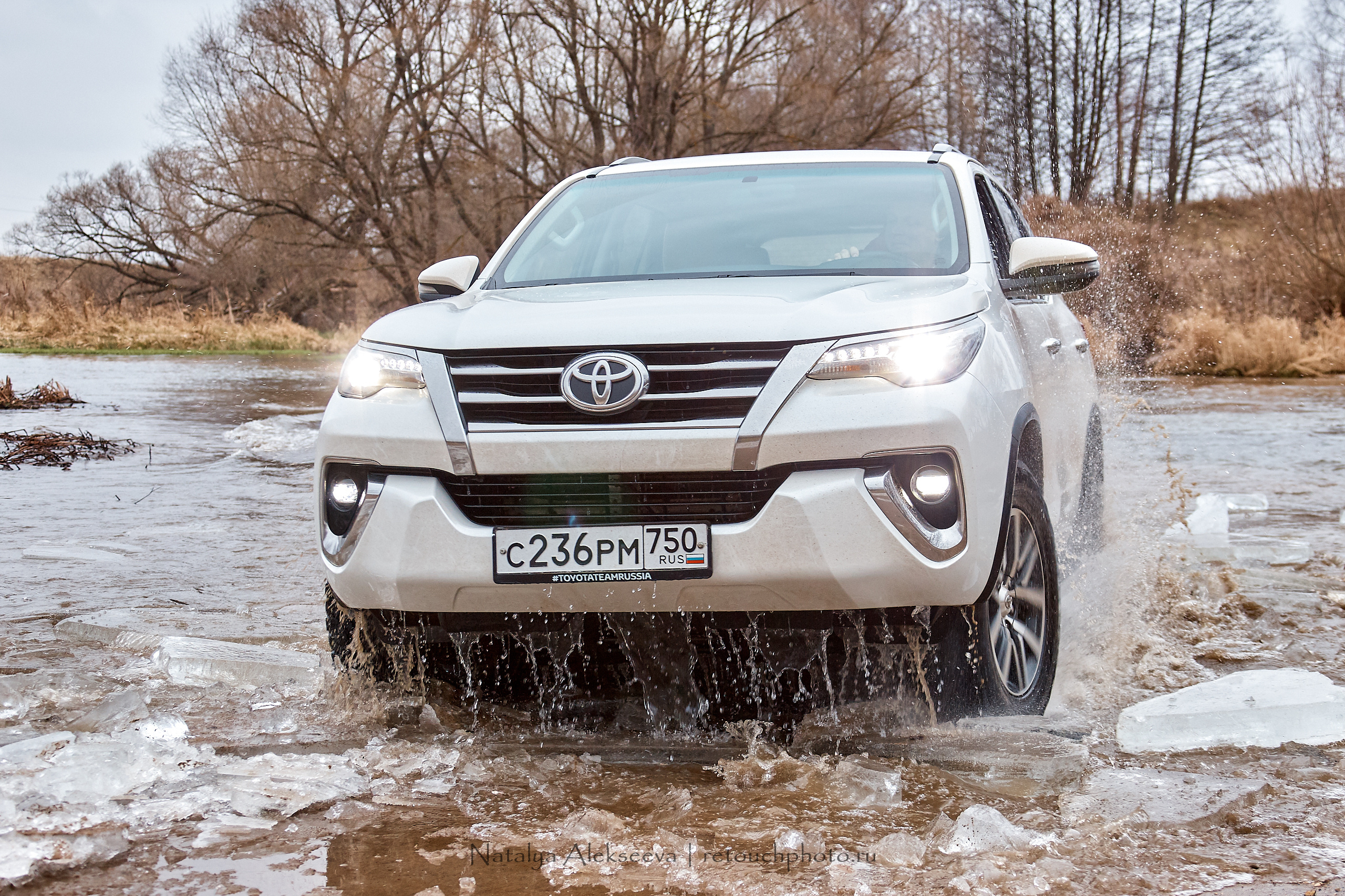 Внедорожный тест-драйв Toyota Hilux и Toyota Fortuner | 12'2019. Репортажный фотограф и ретушер в Москве Наталья Алексеева