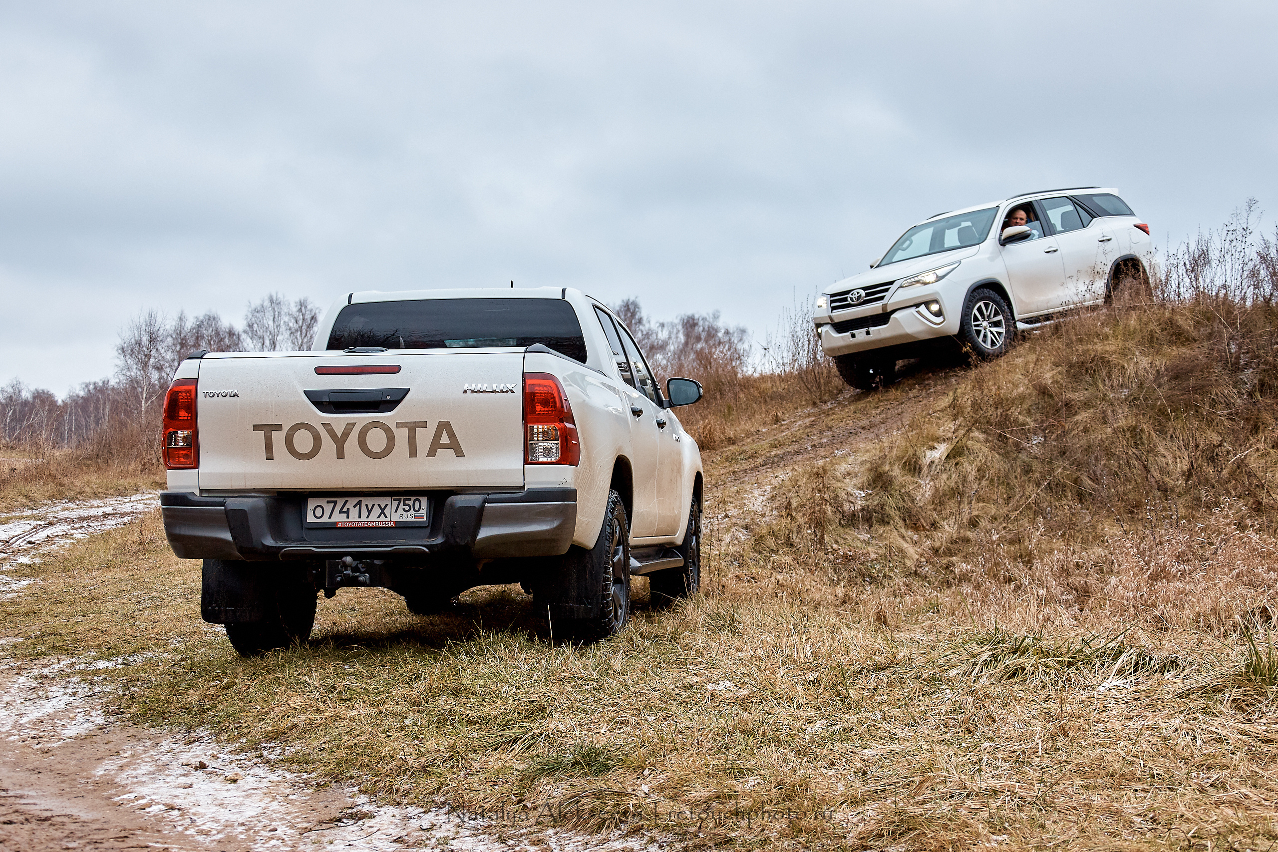 Внедорожный тест-драйв Toyota Hilux и Toyota Fortuner | 12'2019. Репортажный фотограф и ретушер в Москве Наталья Алексеева