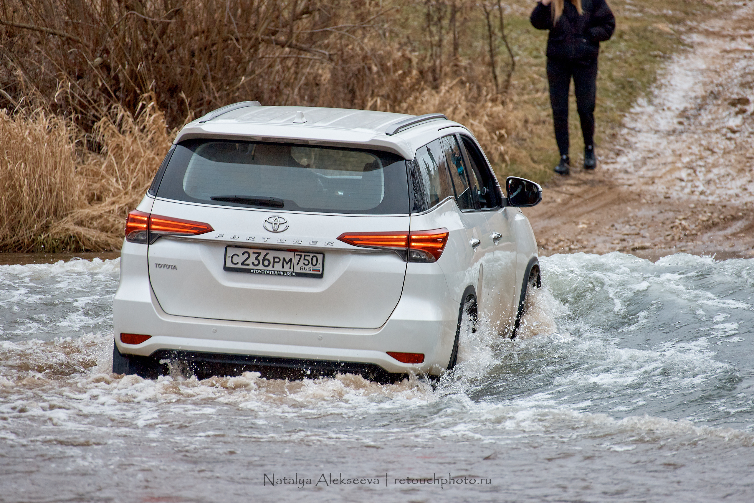 Внедорожный тест-драйв Toyota Hilux и Toyota Fortuner | 12'2019. Репортажный фотограф и ретушер в Москве Наталья Алексеева