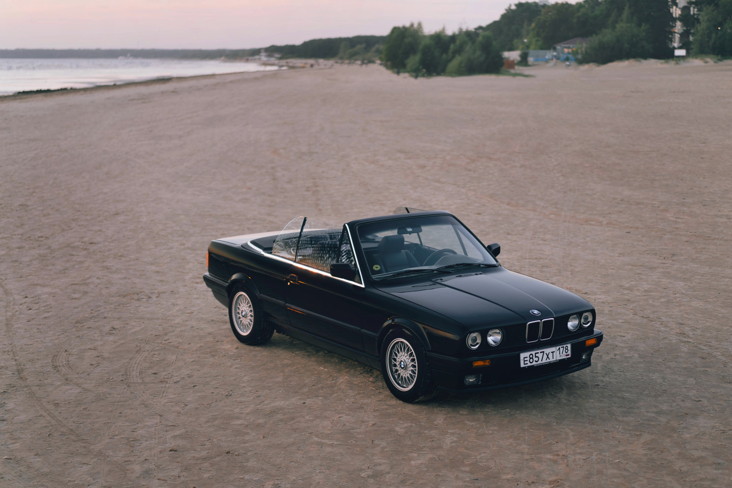 BMW 318i Cabriolet. Автомобильный фотограф Антон Цырулев